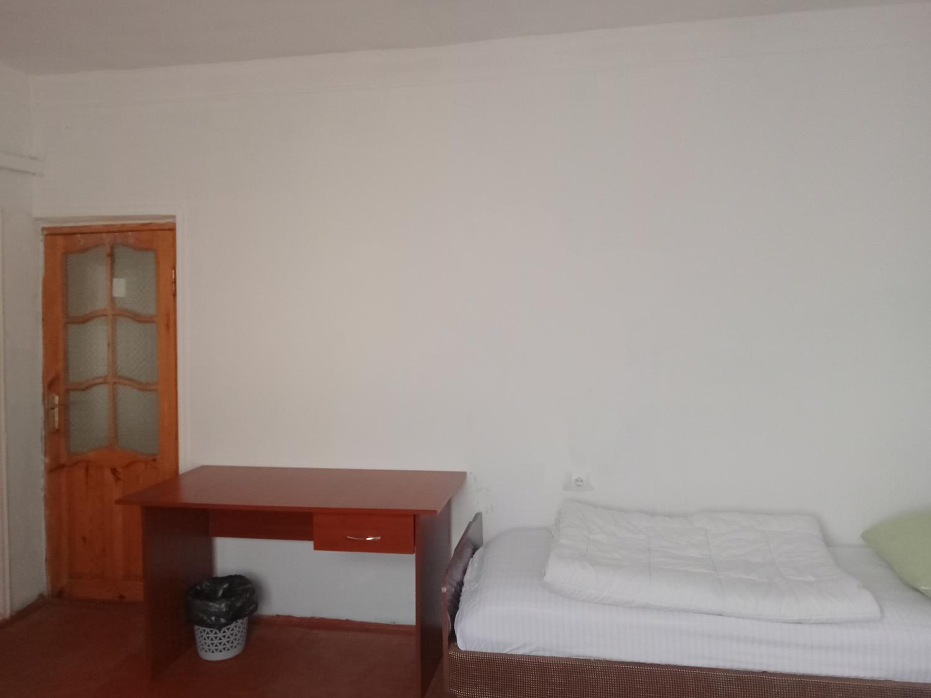Canal Hostel
