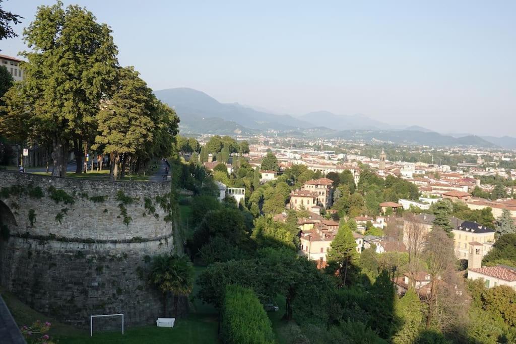 Luxury charm Bergamo centro view 4