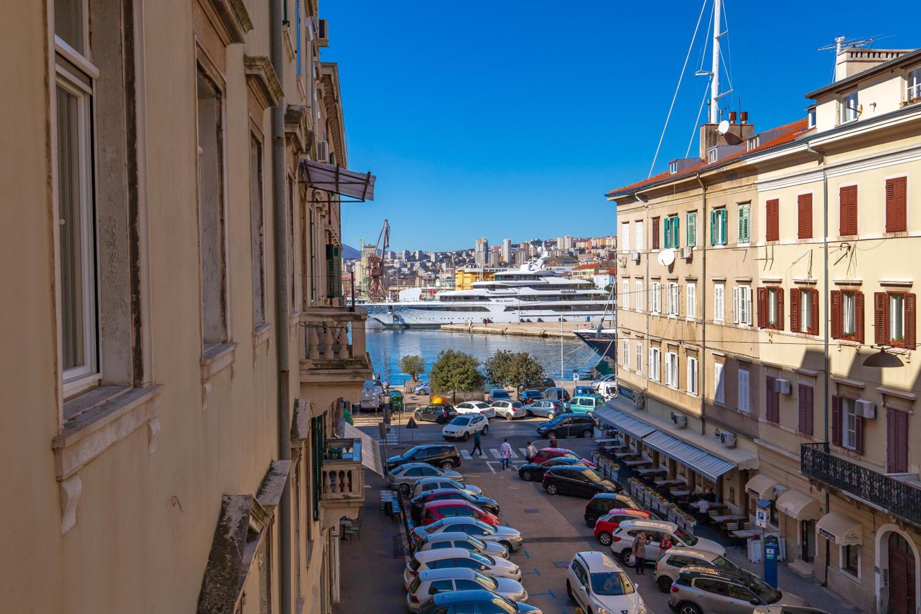 Molo Longo - Downtown Apartments