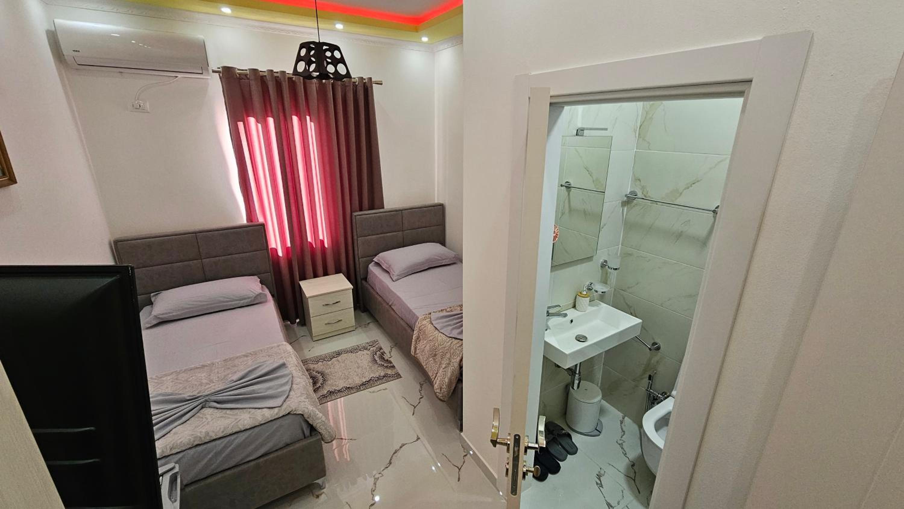 HOTEL Casa Vacanze SHIROKE