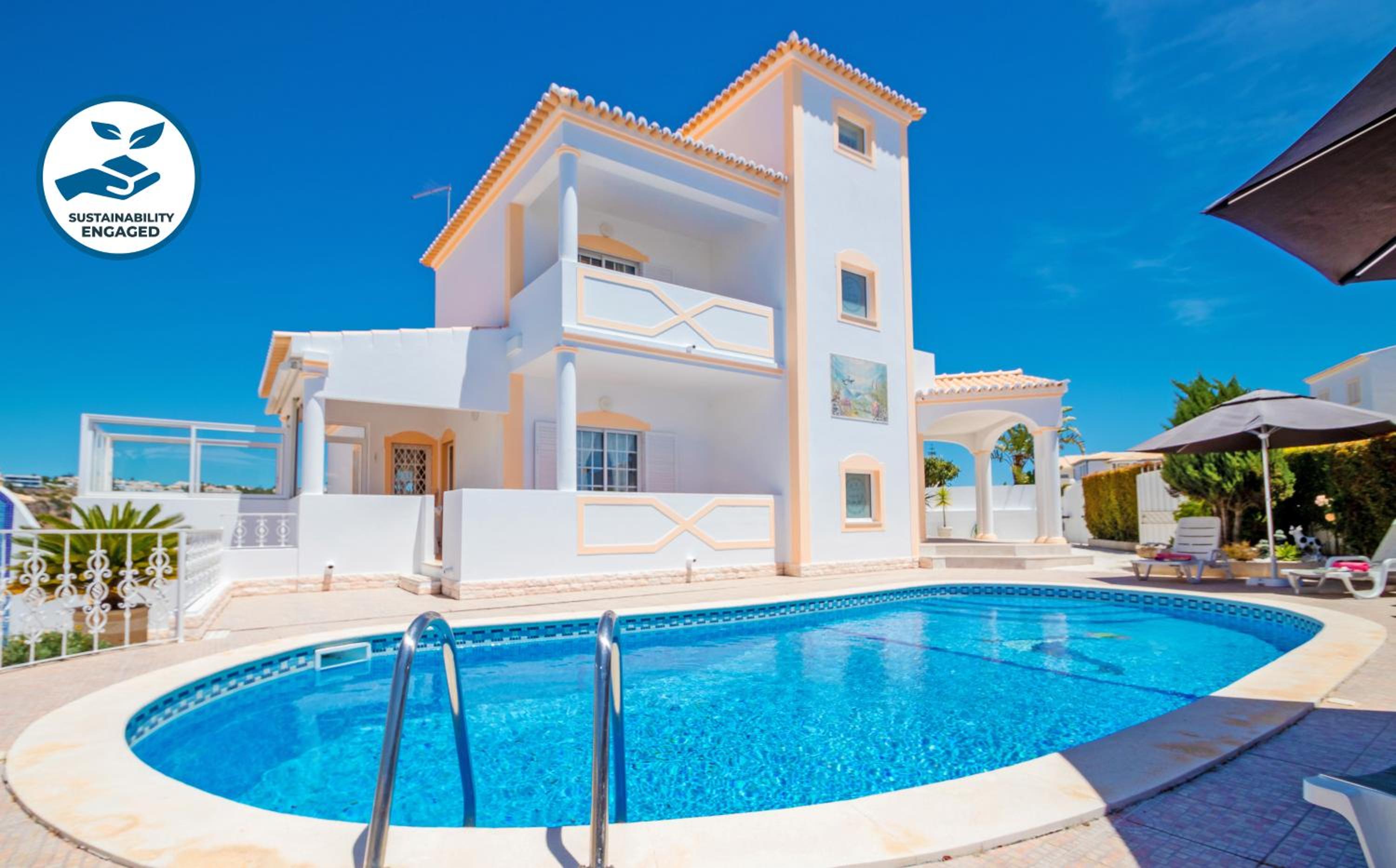 Villa Manihi - Moradia elegante com BBQ e piscina aquecível - Albufeira