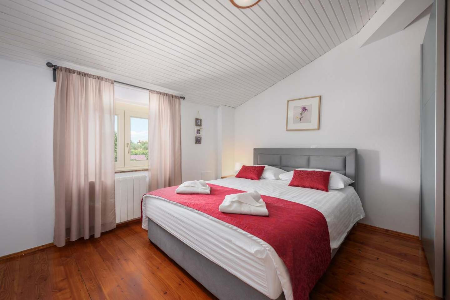 Villa Eufemia near Poreč with large garden and outdoor playground for kids view 2