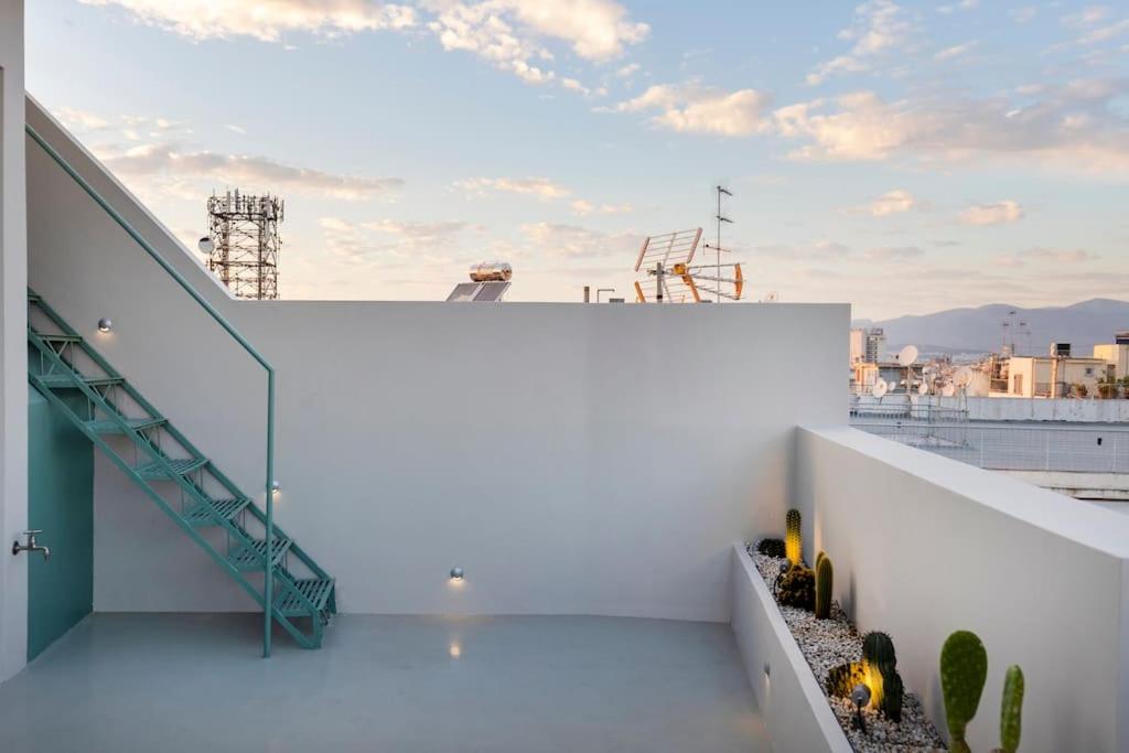 Penthouse with Private Rooftop and Hot Tub