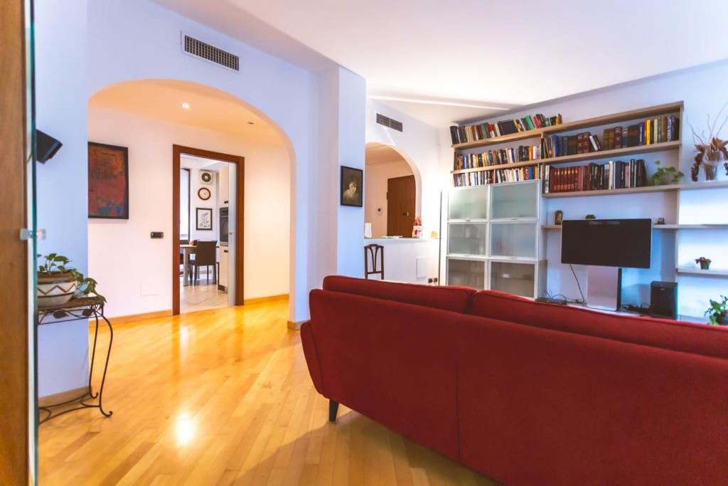 Ampia oasi a Porta Venezia: Casa in Milano centro