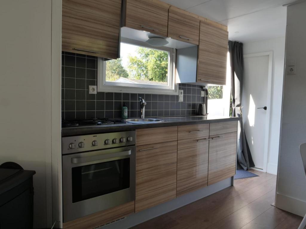 Gezellige Chalet met airco en vele faciliteiten! view 4