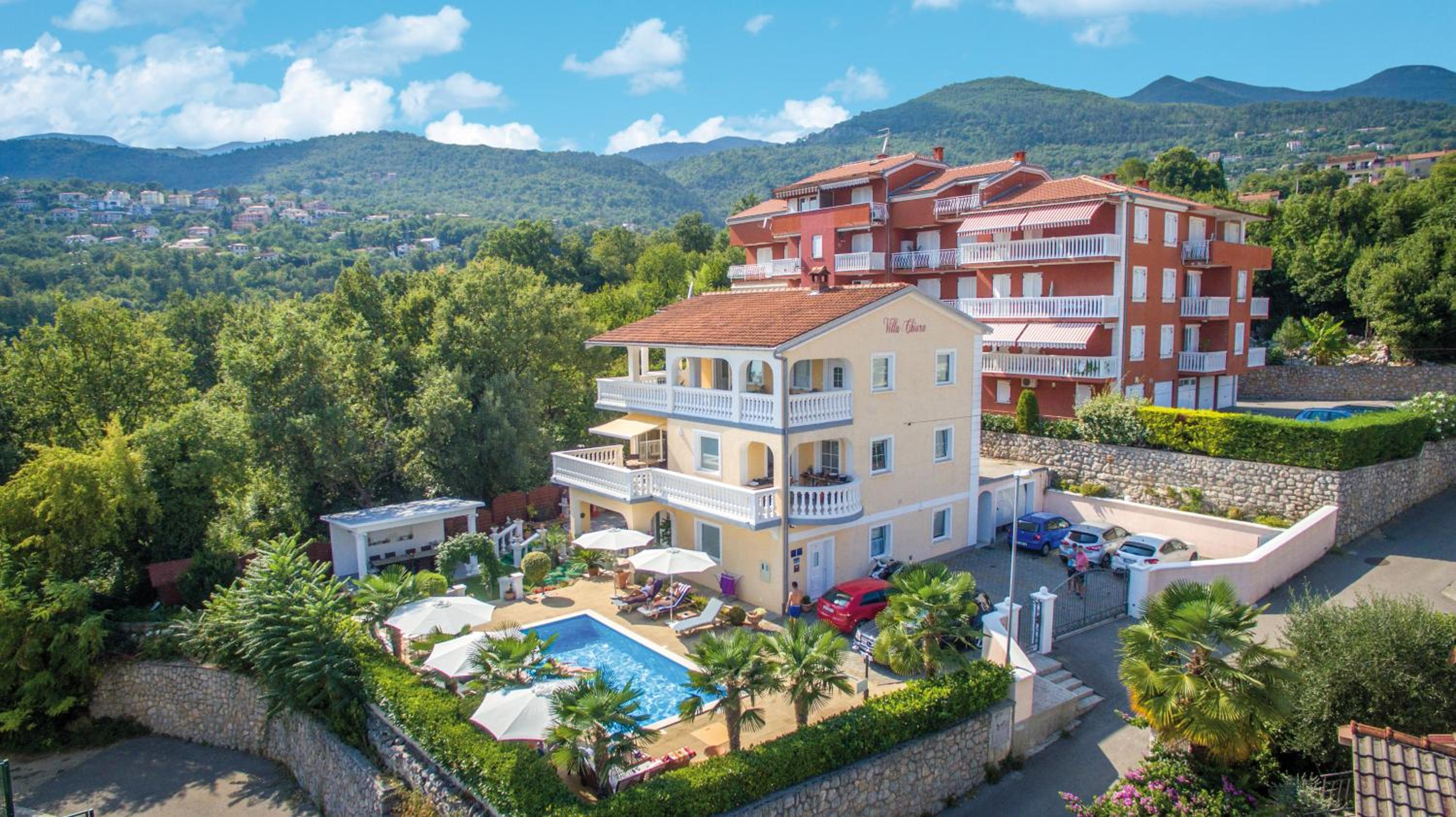 Apartments Villa Chiara, ground floor by the pool view 4