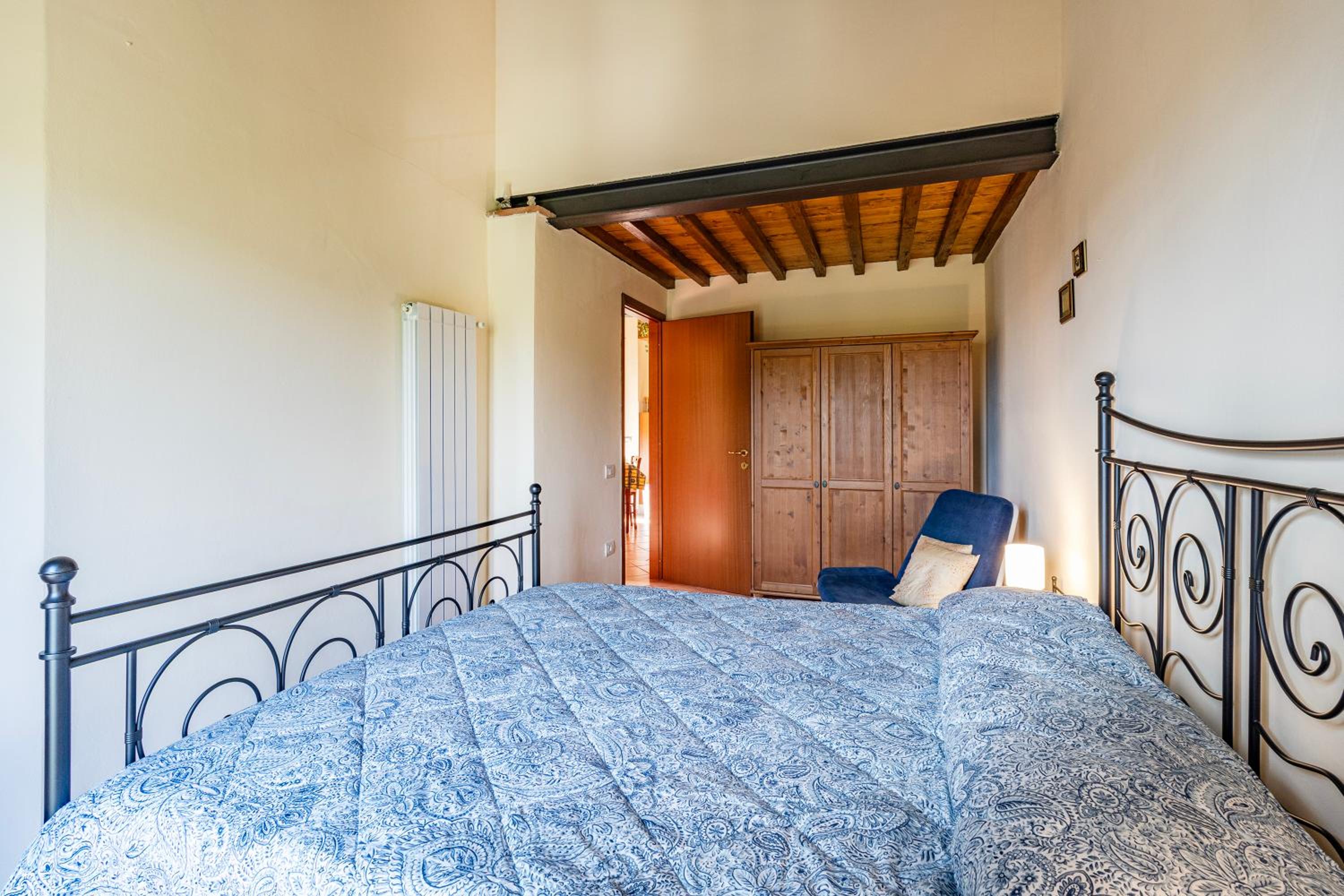 Tuscan Sun With Shared Pool - Happy Rentals view 4