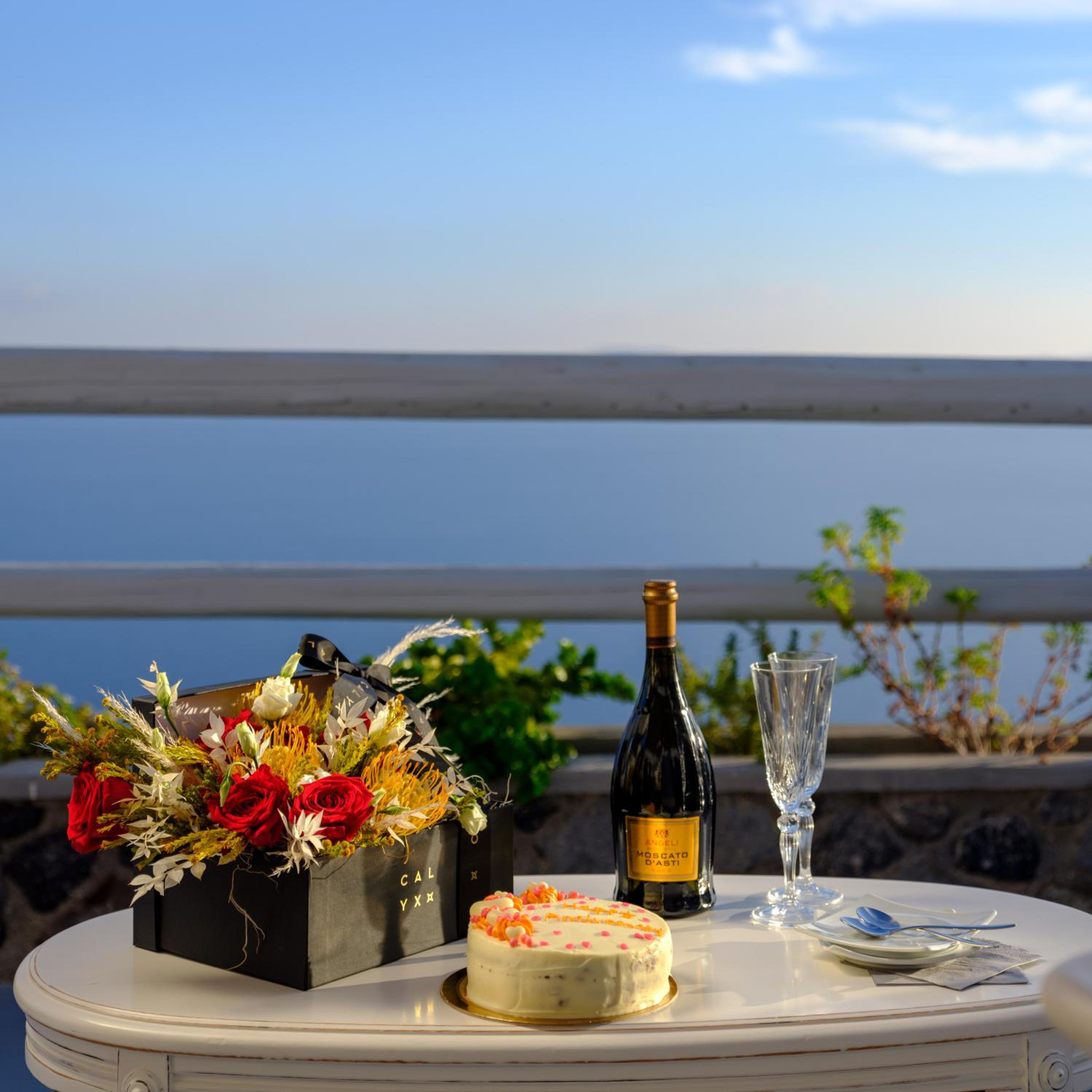 Oia Vacations - Thirea Suites - Property Image 36