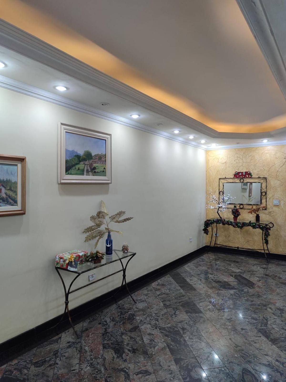 Apartamento em frente ao MAR