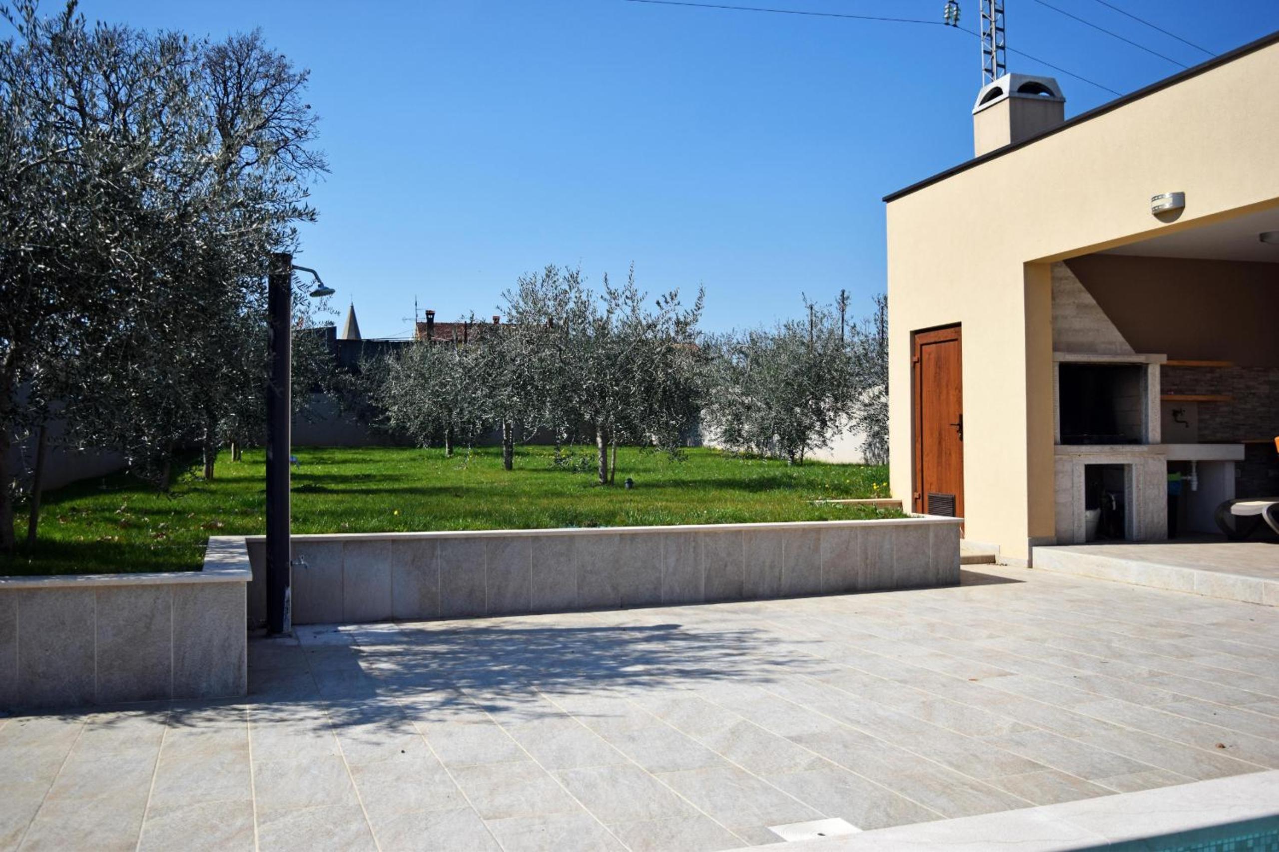 Villa Markulin near Medulin for 8 people only 2km from the beach - pet friendly view 3