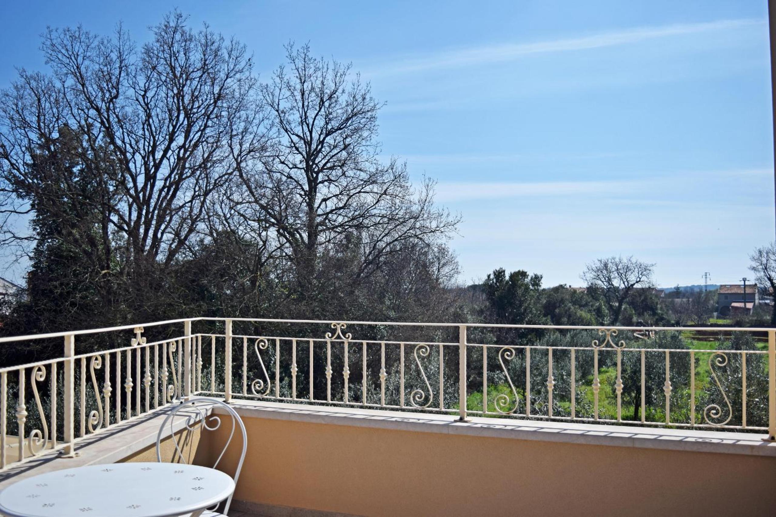 Villa Markulin near Medulin for 8 people only 2km from the beach - pet friendly view 5