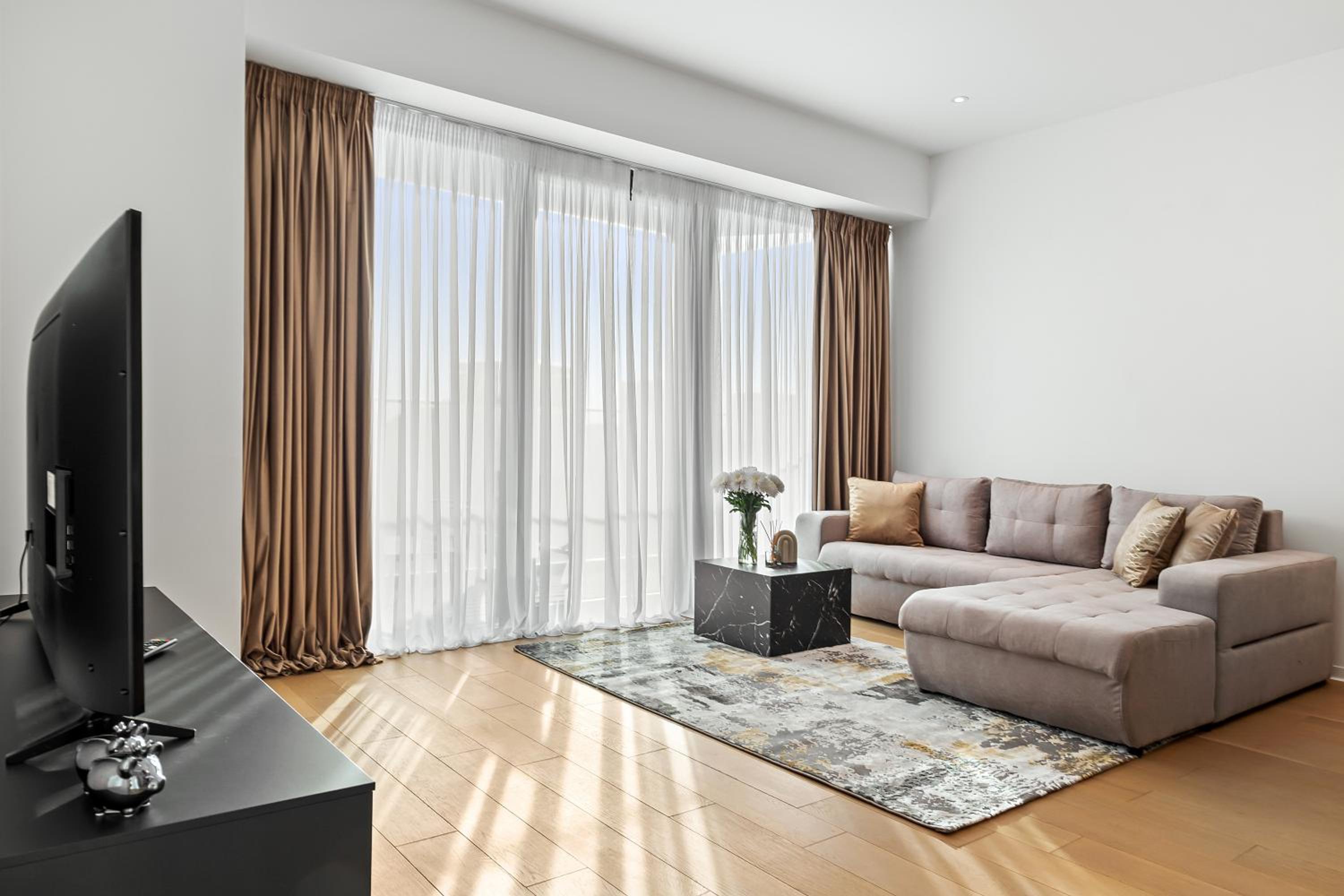 ONE Tower Apartments