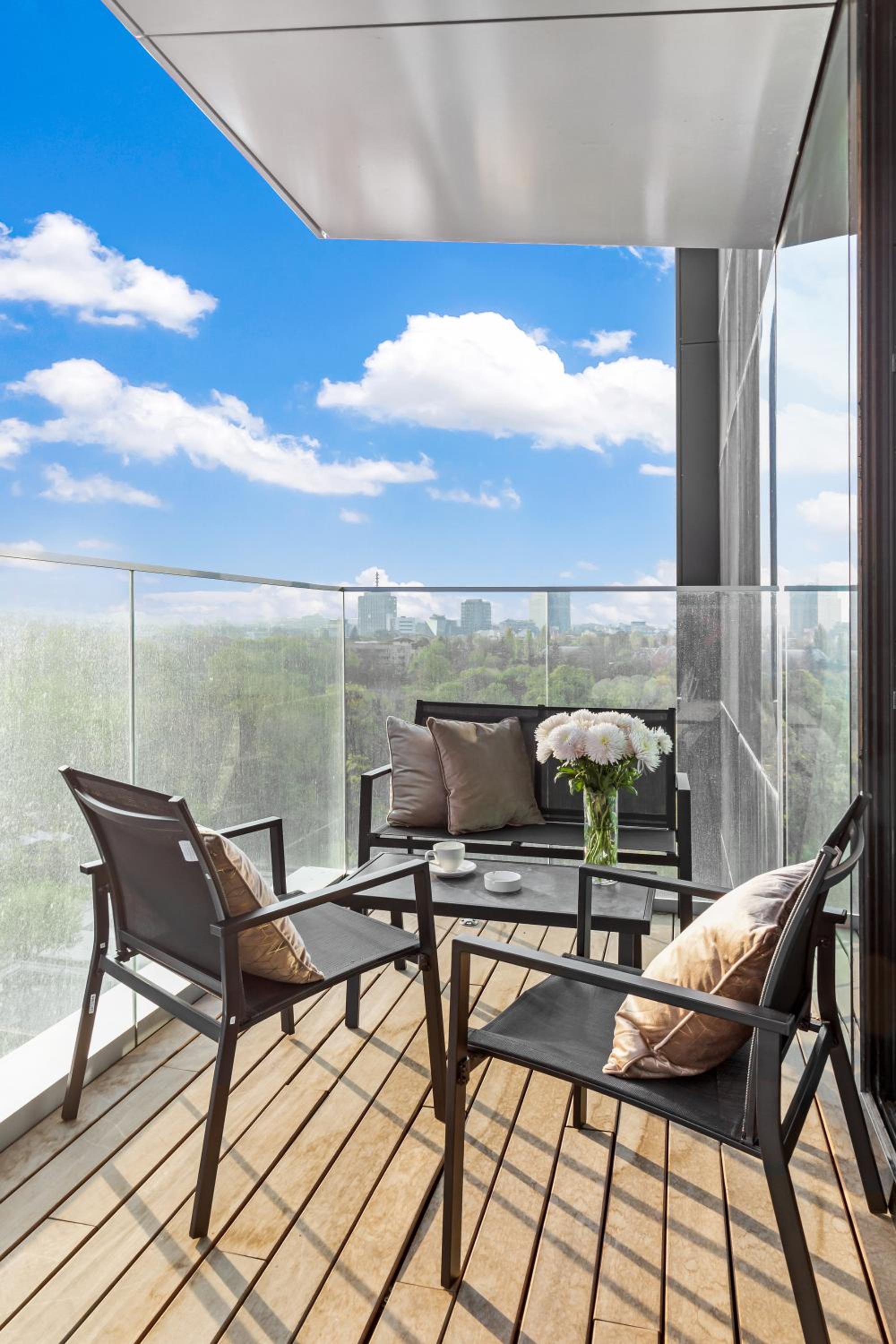 ONE Tower Apartments