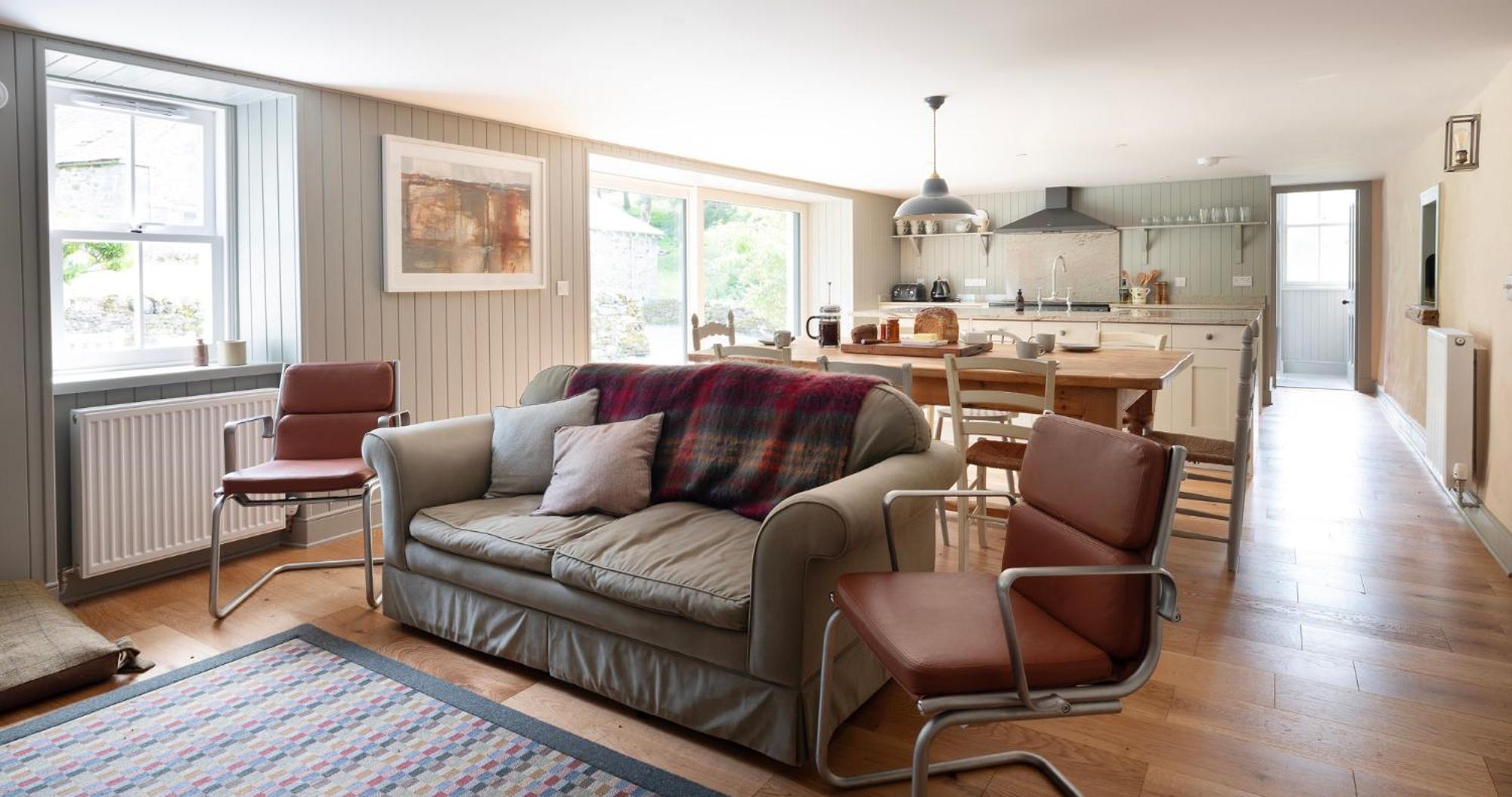 Traditional Highland lodge restored in the spirit of rural living, set in a wild landscape - NATURE ADVENTURE NURTURE