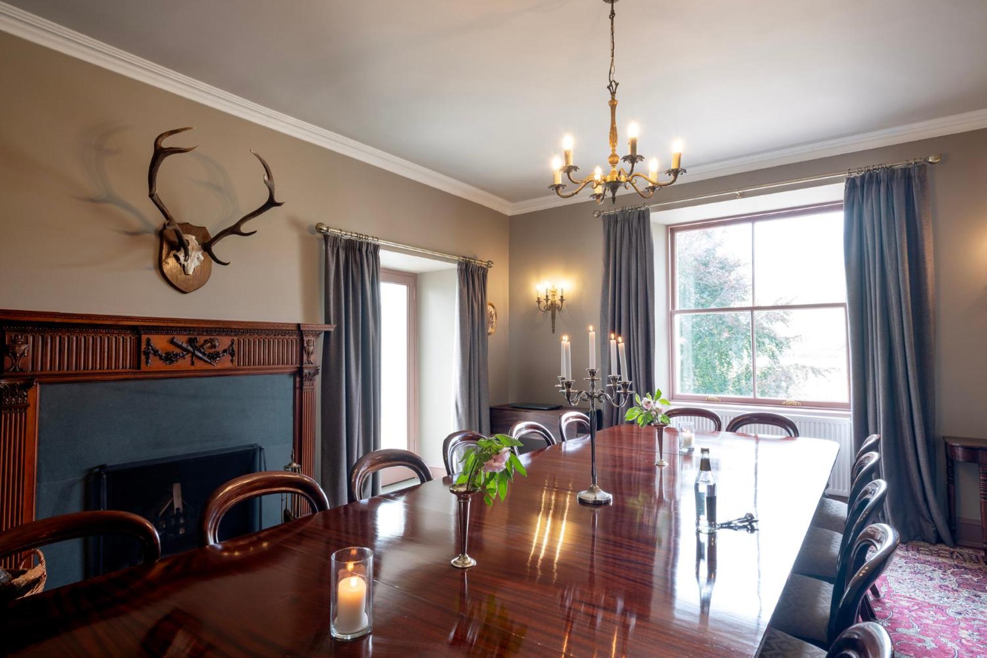 Traditional Highland lodge restored in the spirit of rural living, set in a wild landscape - NATURE ADVENTURE NURTURE