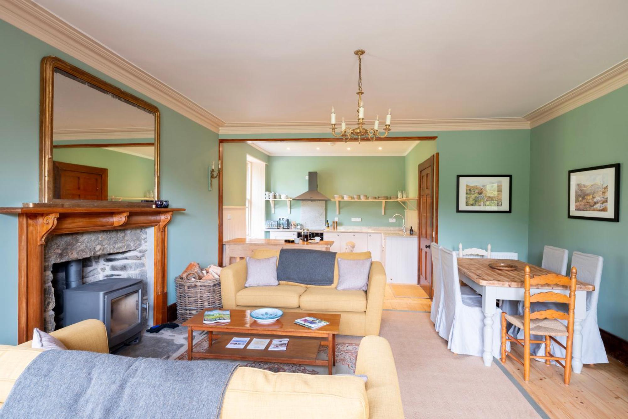 Traditional Highland lodge restored in the spirit of rural living, set in a wild landscape - NATURE ADVENTURE NURTURE