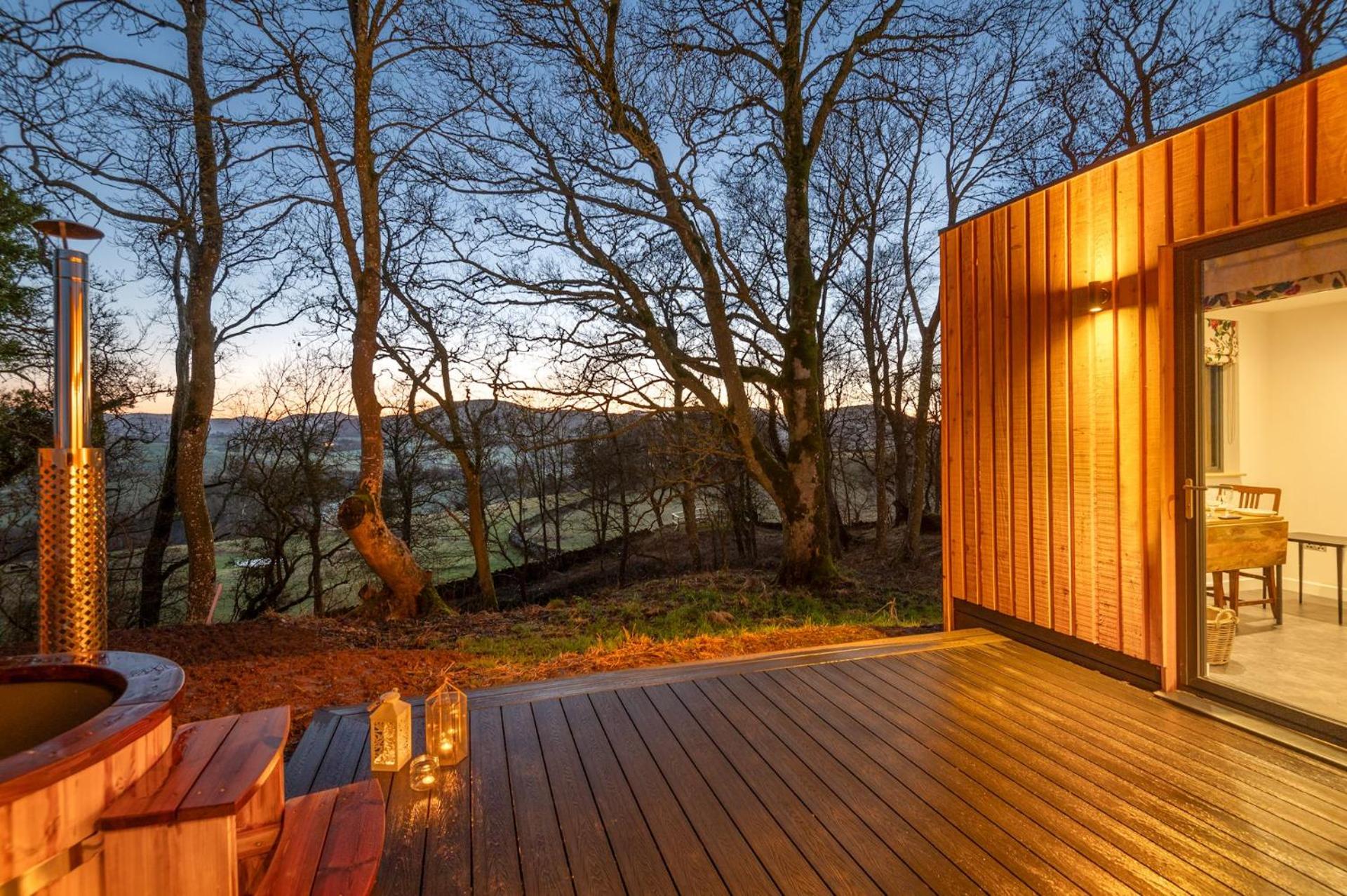 Crocus Penruddock, dog & eco friendly lodge with hot tub