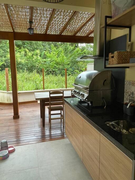 Linda Casa em uma linda praia - Santiago/ Maresias