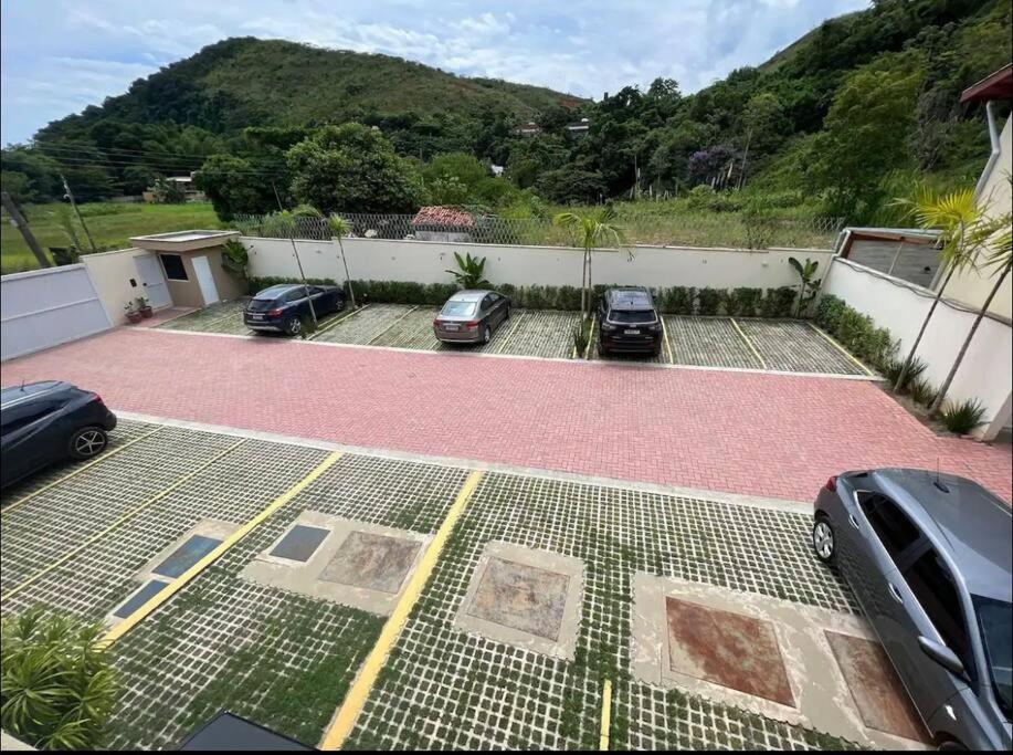 Linda Casa em uma linda praia - Santiago/ Maresias