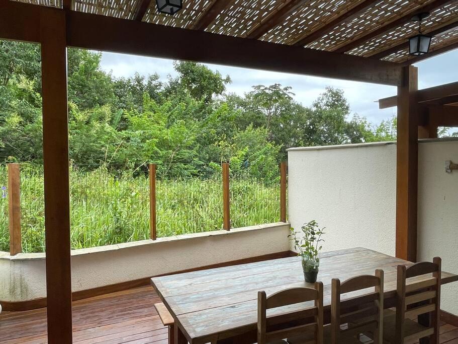 Linda Casa em uma linda praia - Santiago/ Maresias