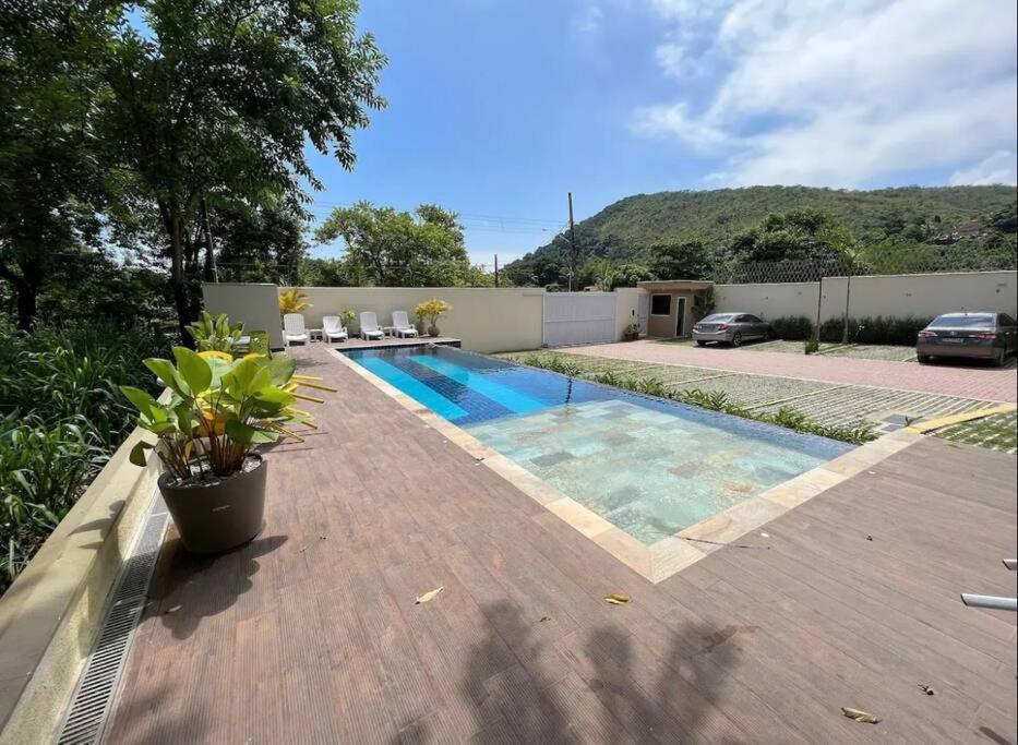 Linda Casa em uma linda praia - Santiago/ Maresias