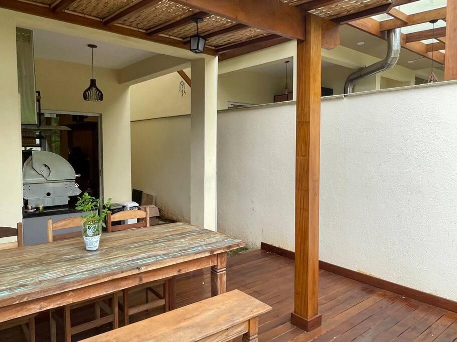 Linda Casa em uma linda praia - Santiago/ Maresias