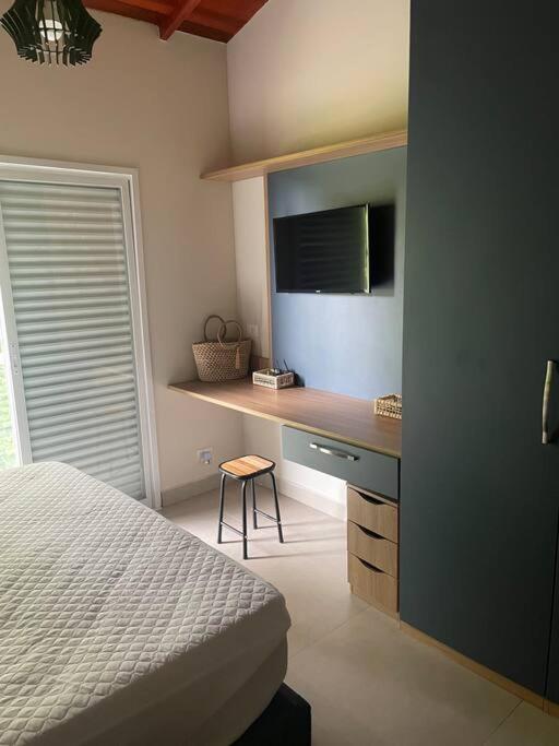 Linda Casa em uma linda praia - Santiago/ Maresias