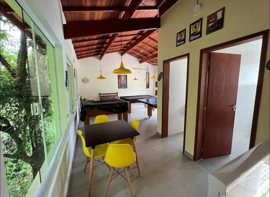 Linda Casa em uma linda praia - Santiago/ Maresias