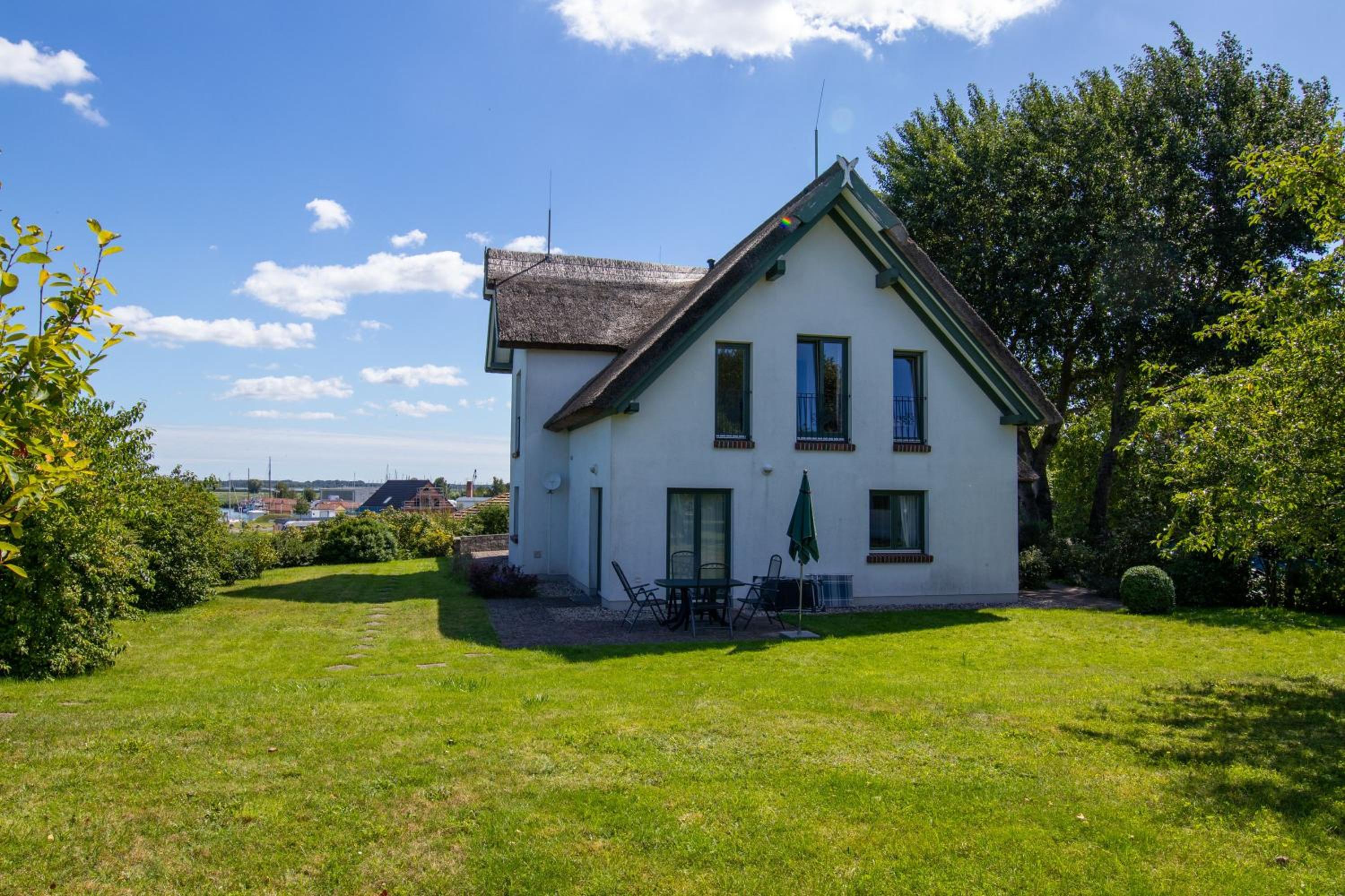 Reetdachhaus im Fischerdorf view 5