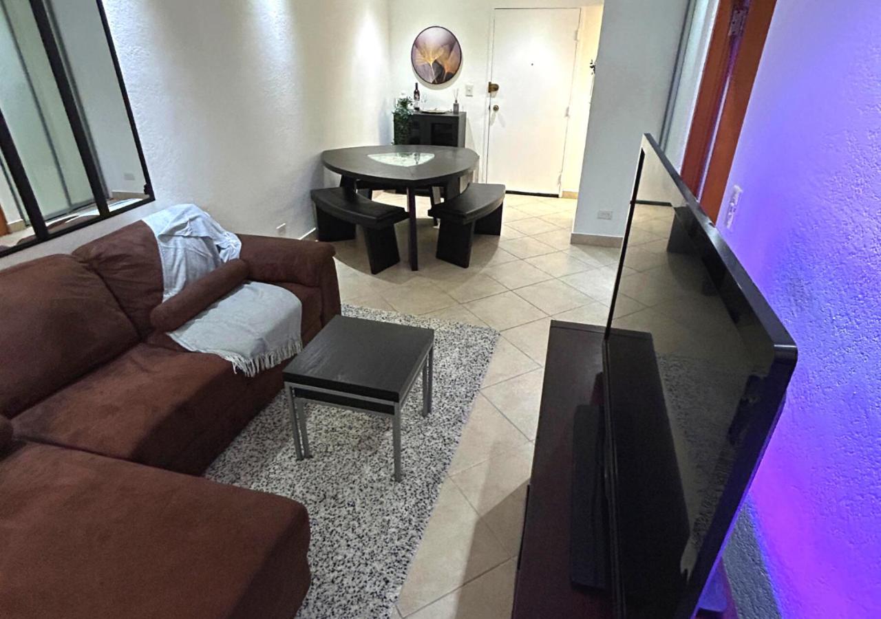 Son de Metro Apartment / near Distrito T-Mobile view 2