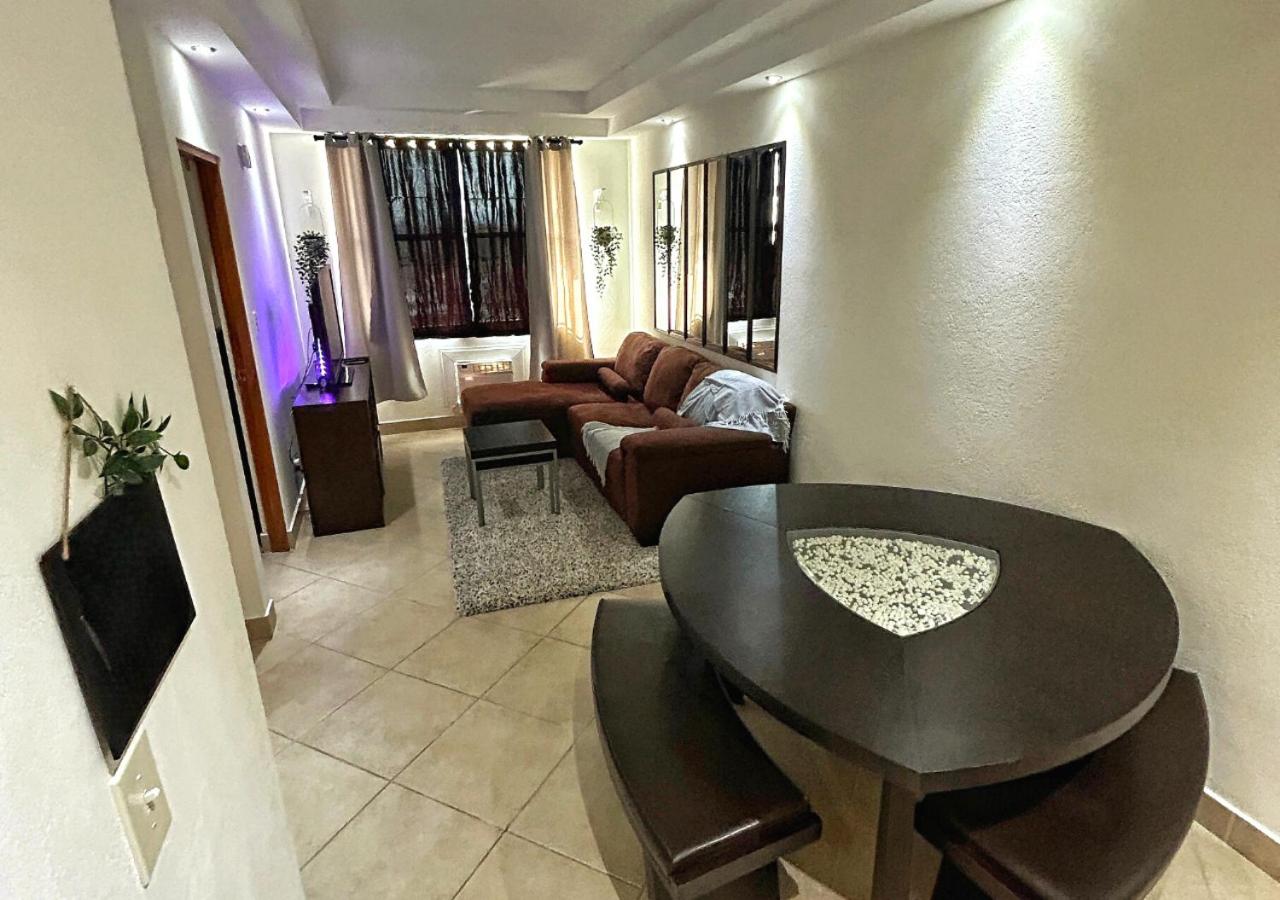 Son de Metro Apartment / near Distrito T-Mobile view 5
