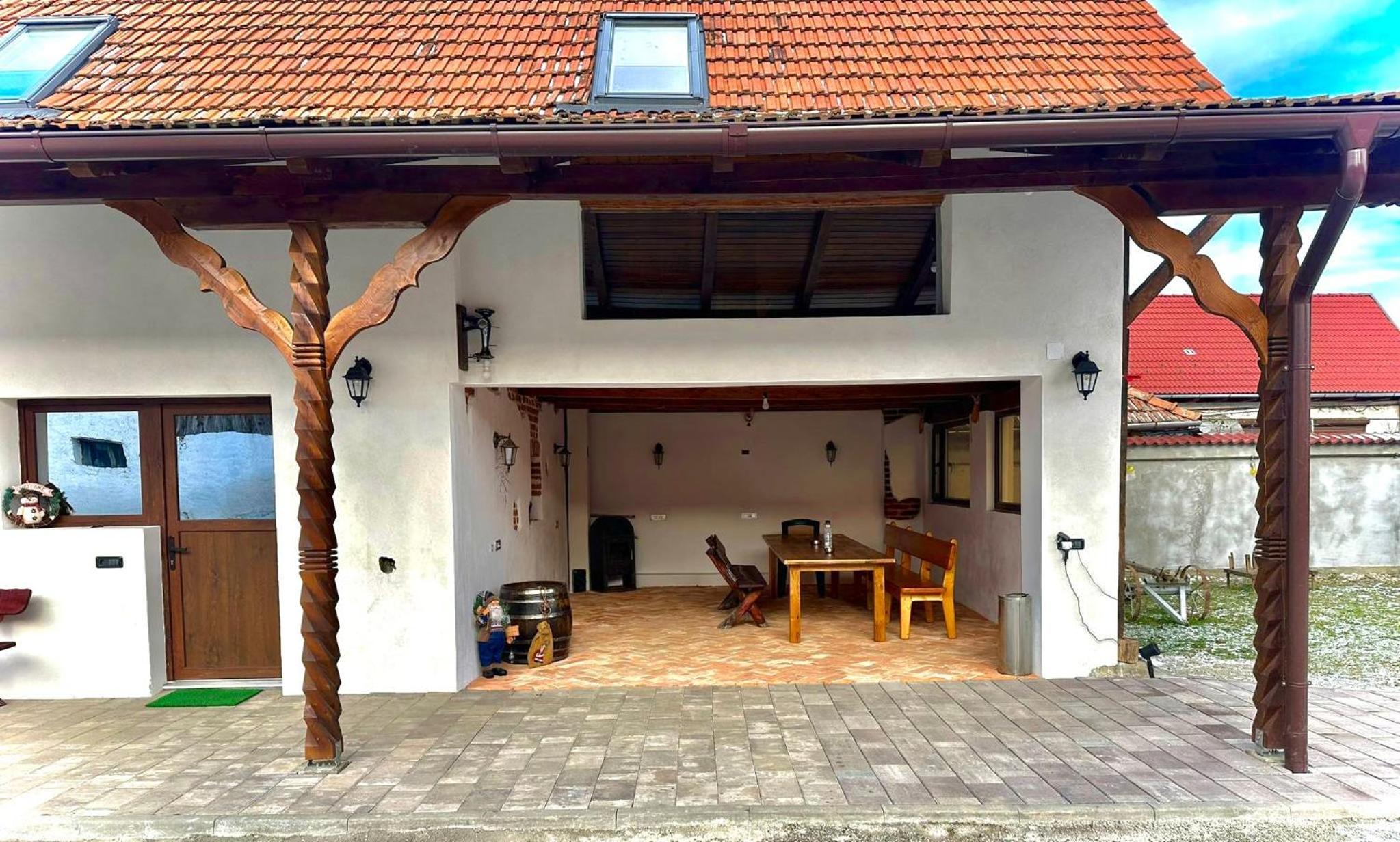 Photo 25