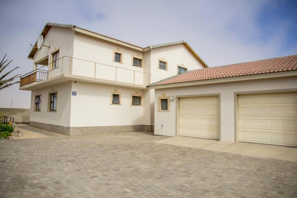 Oase House Swakopmund