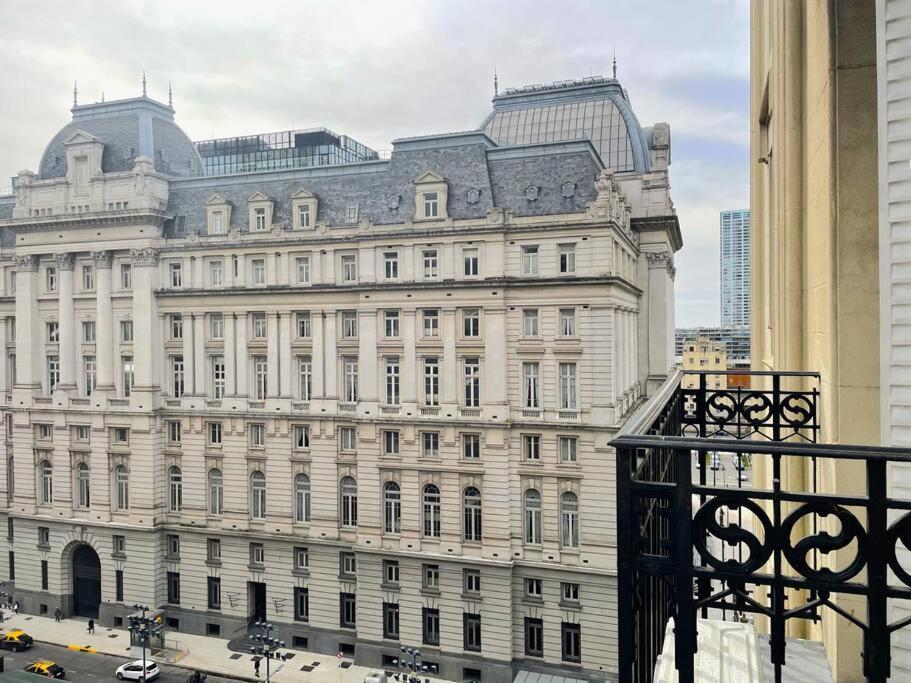 La Platea de Bs As 7A Balcones con vistas al Palacio Libertad