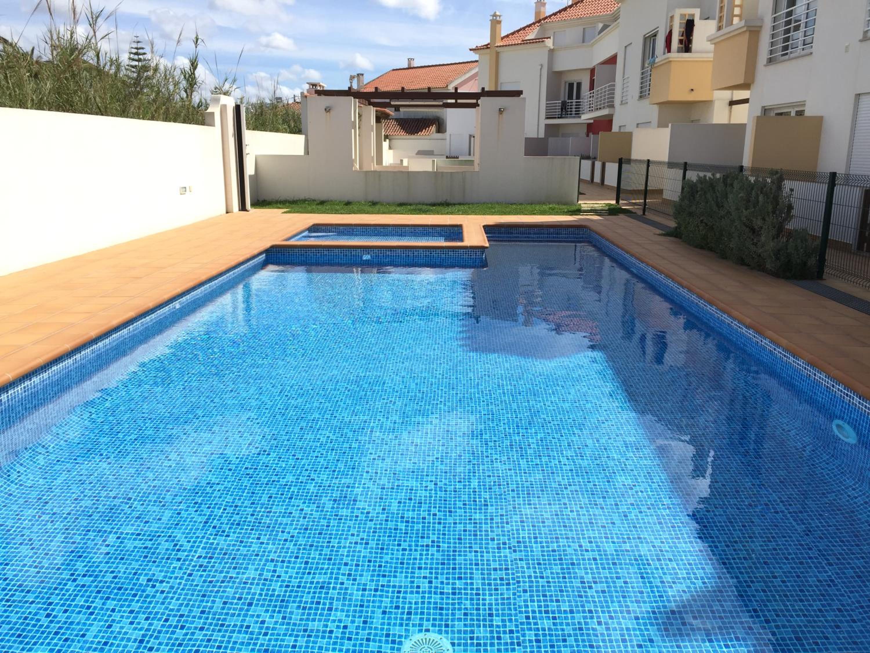 Paradise Apartments view 3