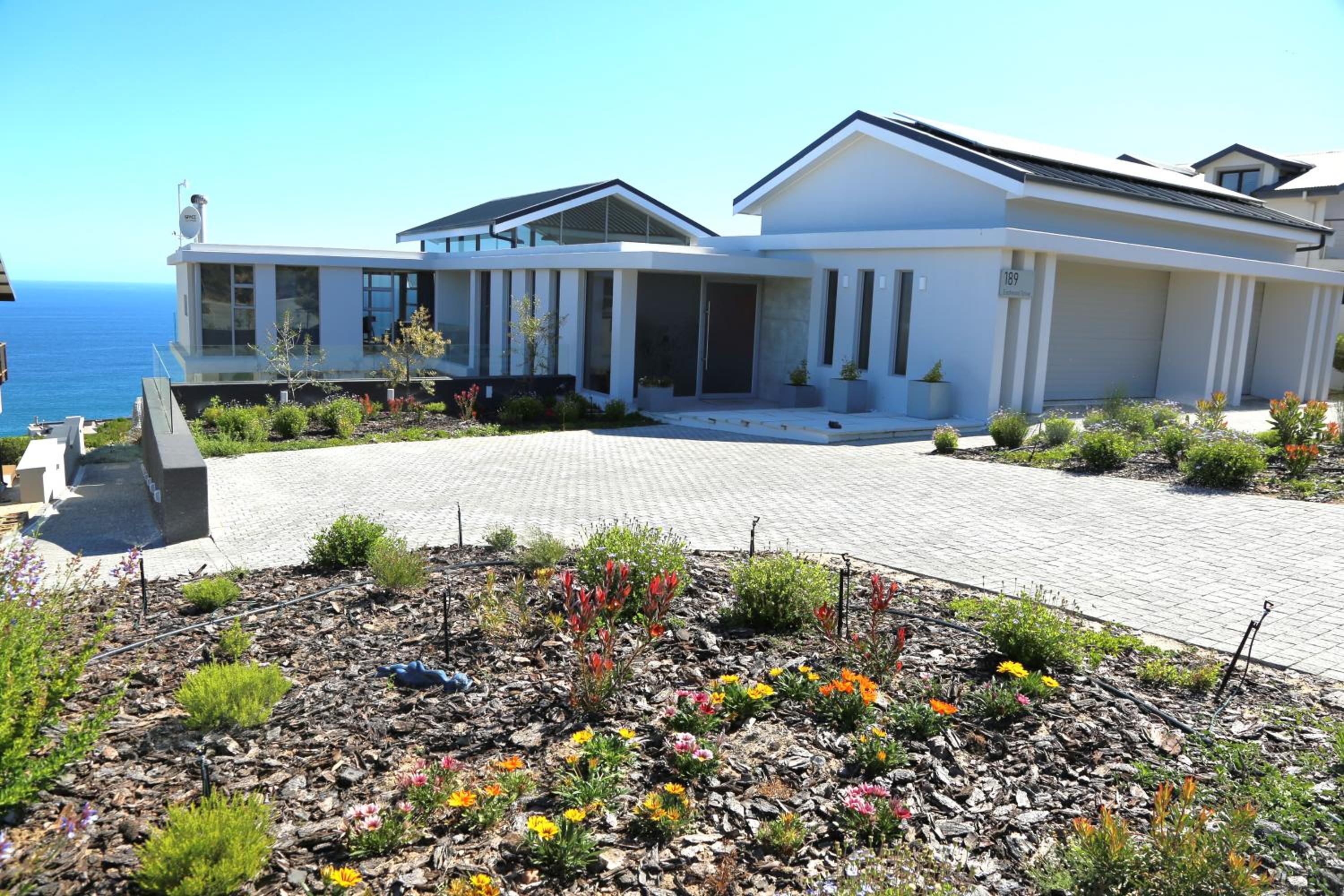 Dandelion Lodge at Pinnacle Point Golf estate