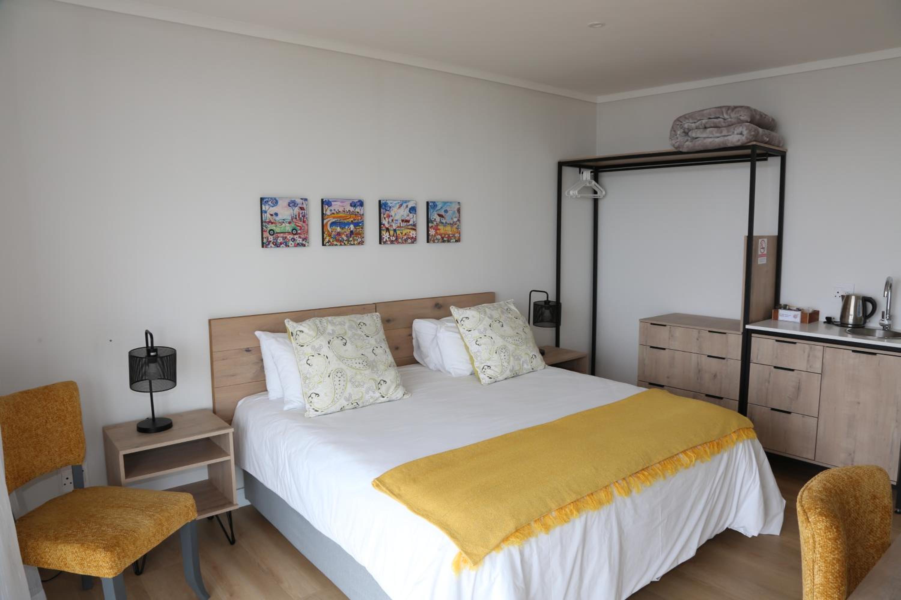 Dandelion Lodge at Pinnacle Point Golf estate
