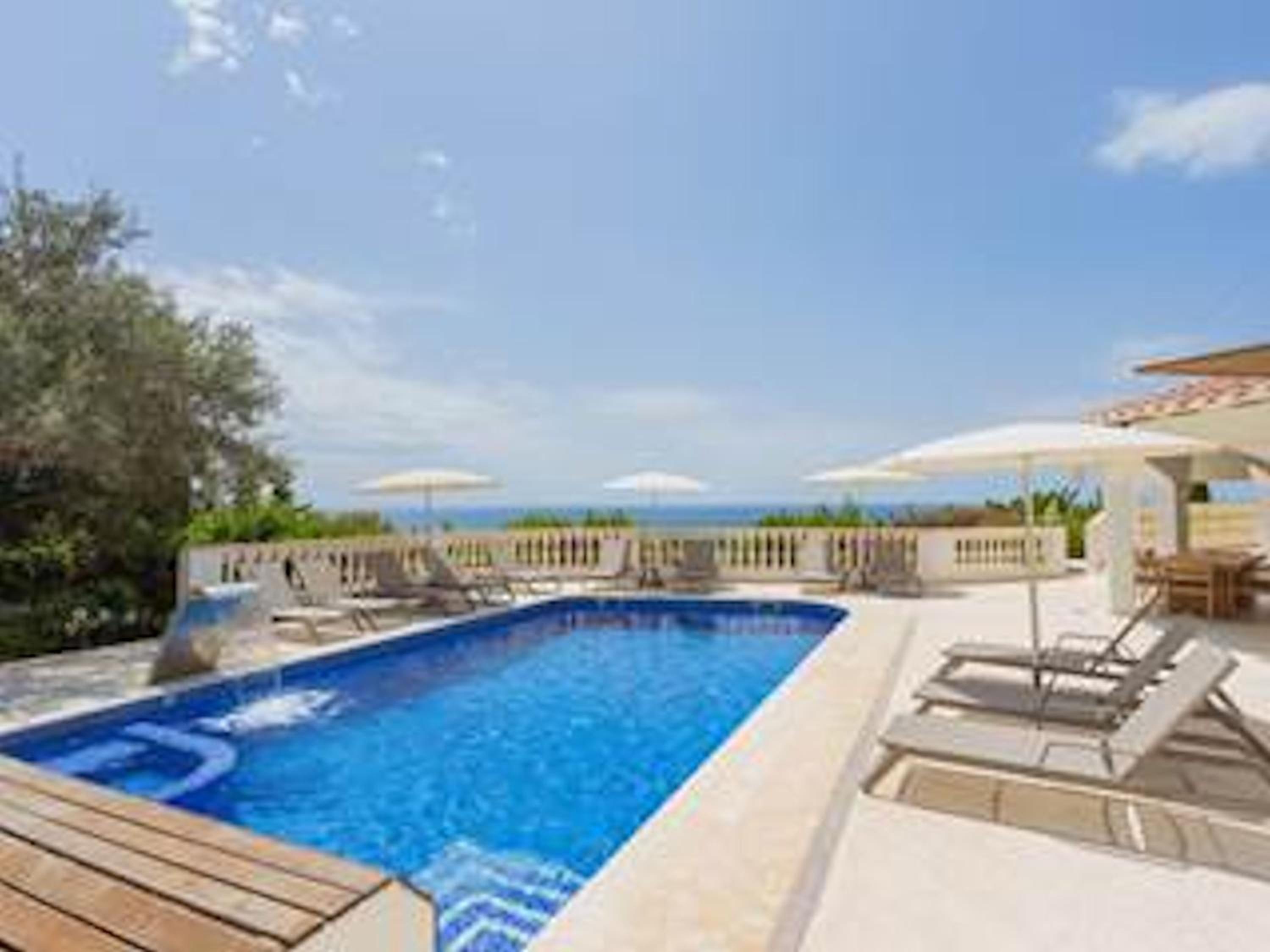 Charming Son Bou Villa 3 Bedrooms Villa Sunbou Sensations Private Pool view 4