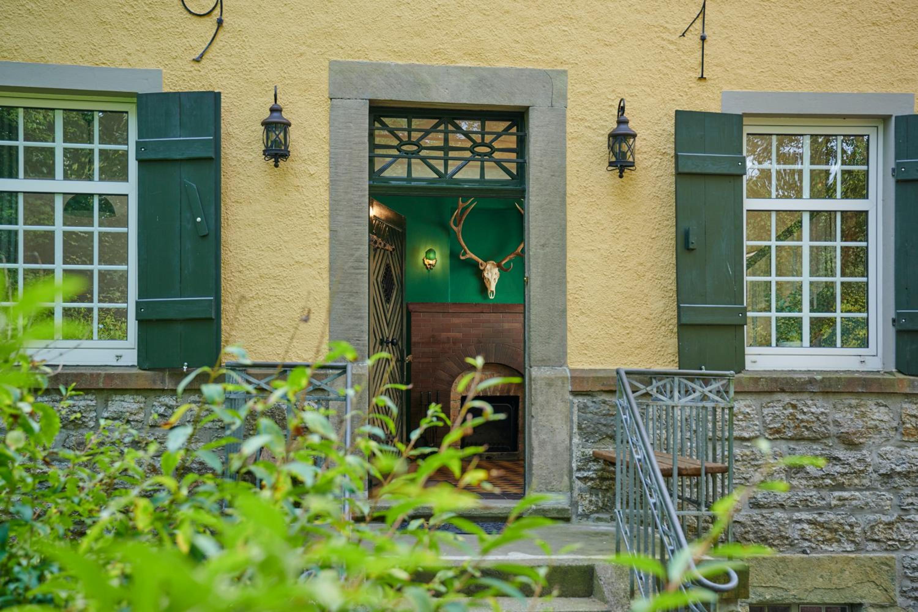 Charmantes Forsthaus beim Sorpesee