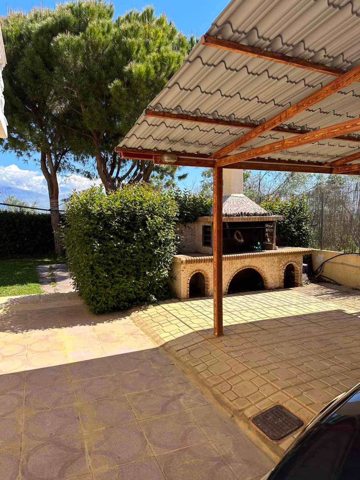 Traditional flat in Ziria - Lampiri view 3