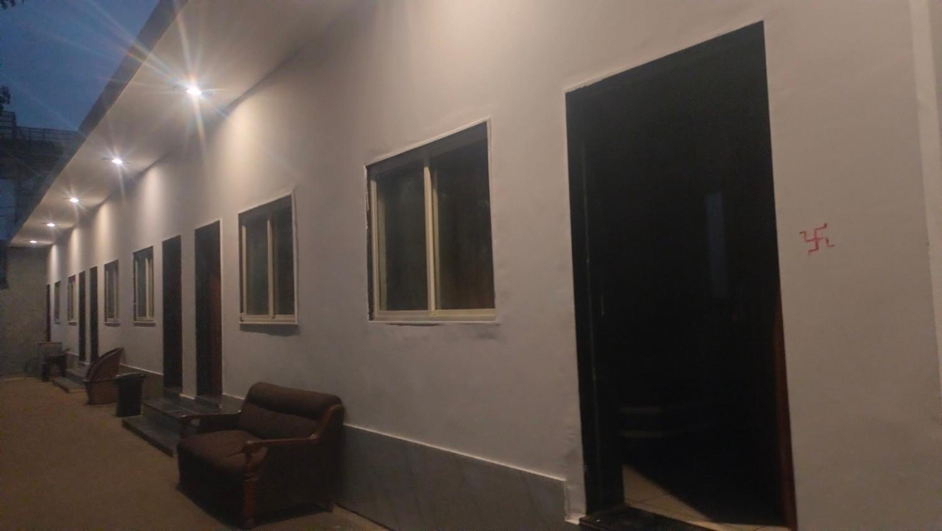 Photo 18
