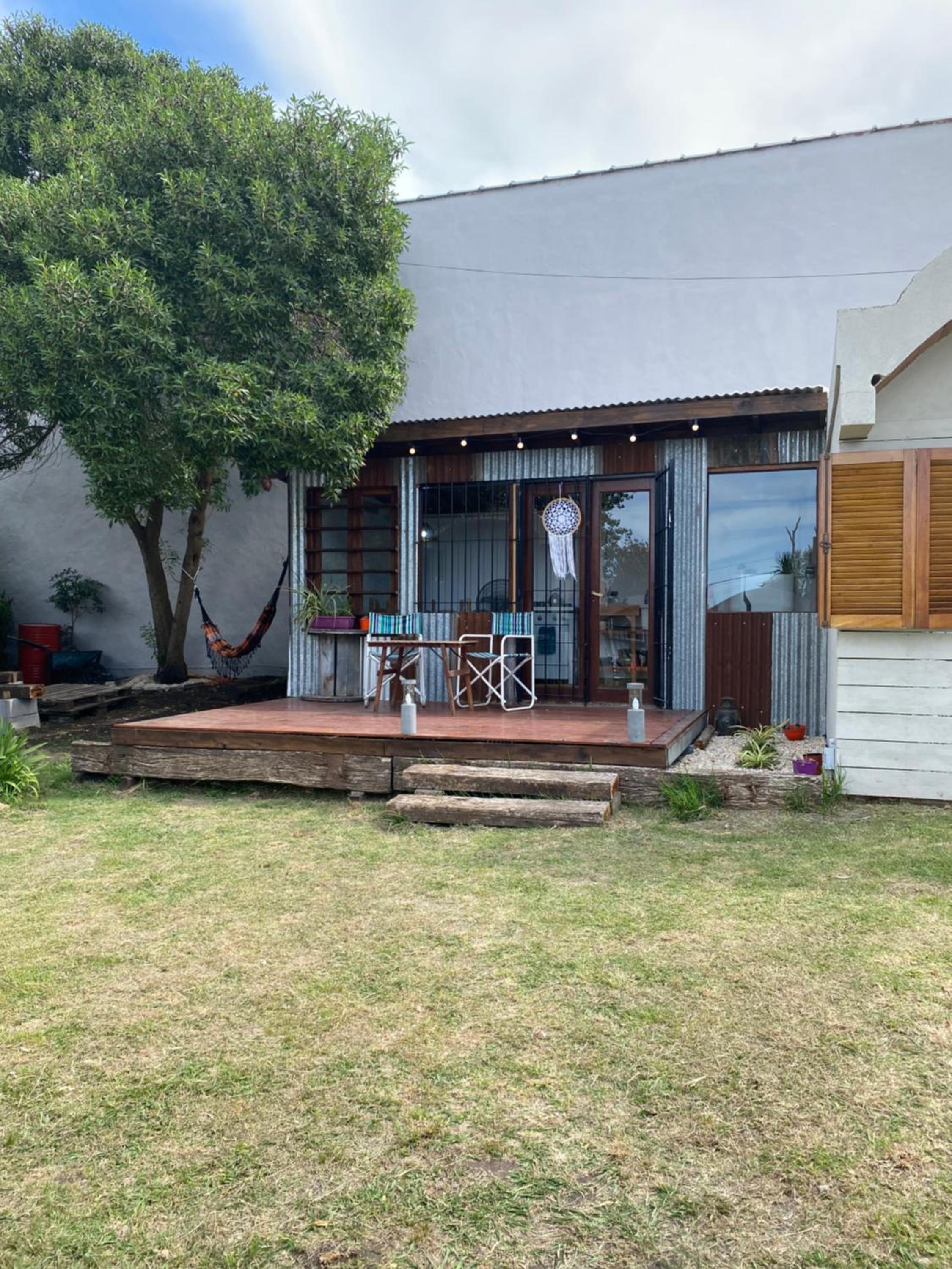 Cabaña en acantilados
