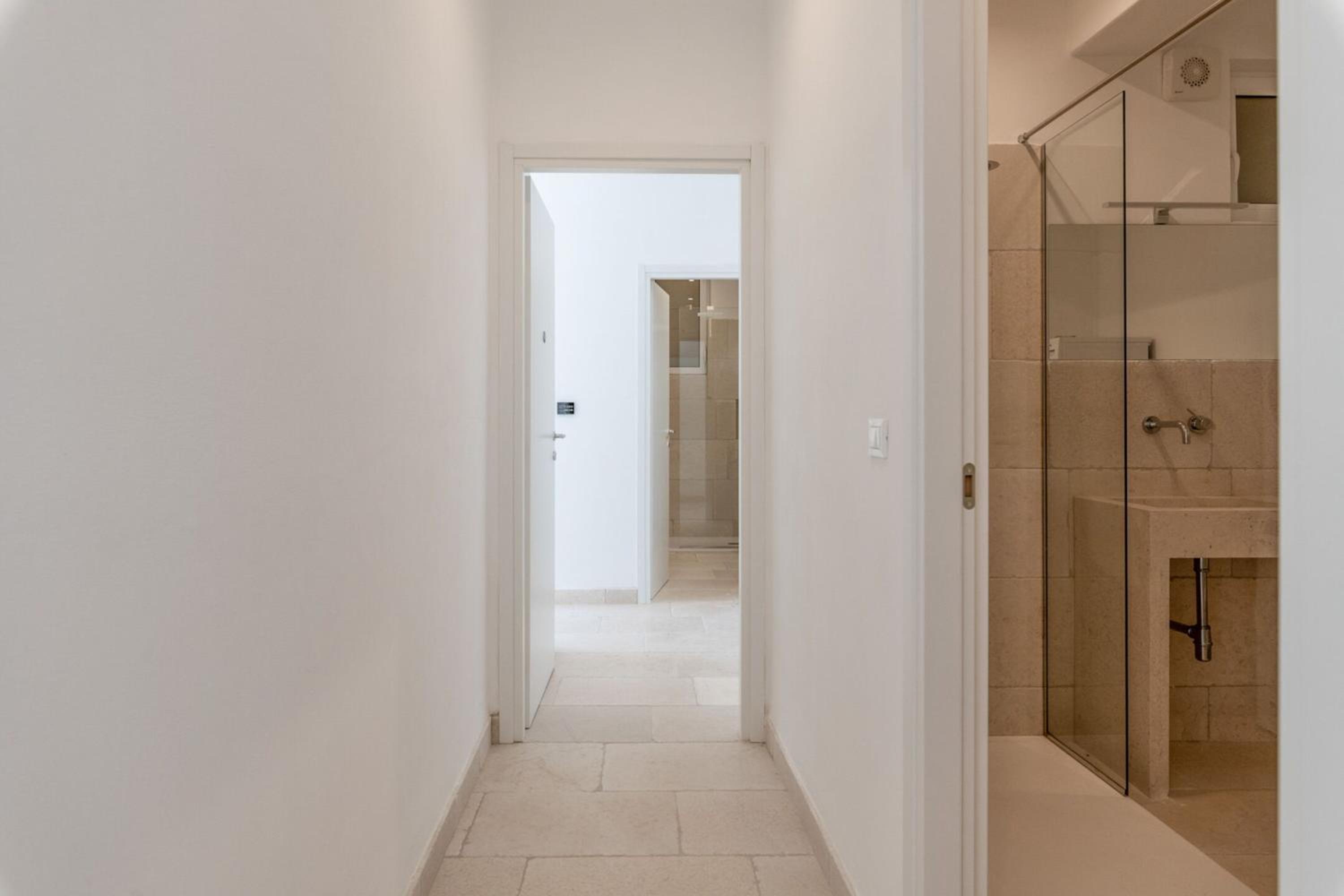 Photo 61