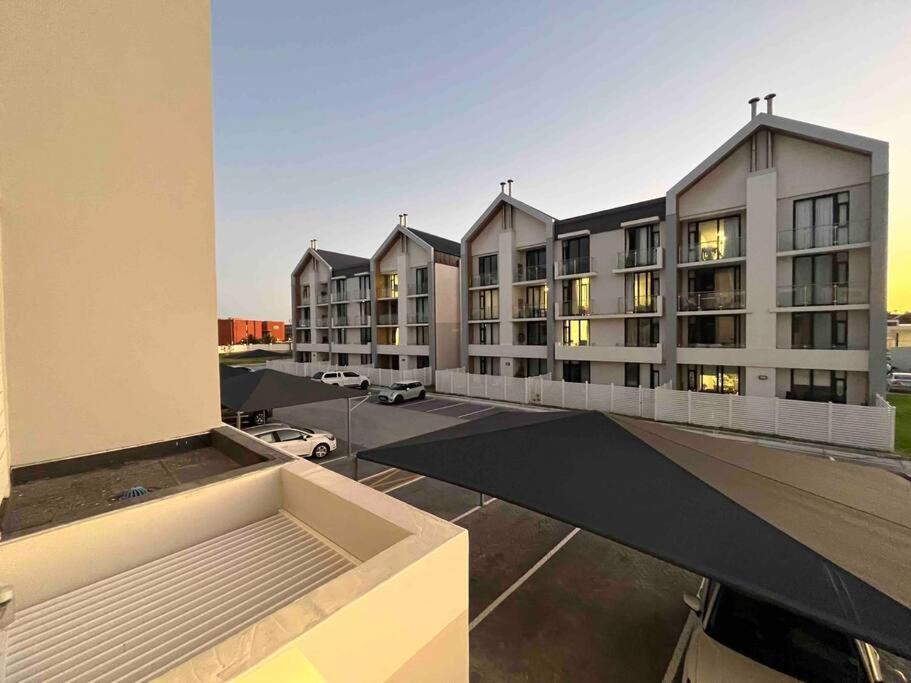 Exquisite & Luxurious Apartment view 4
