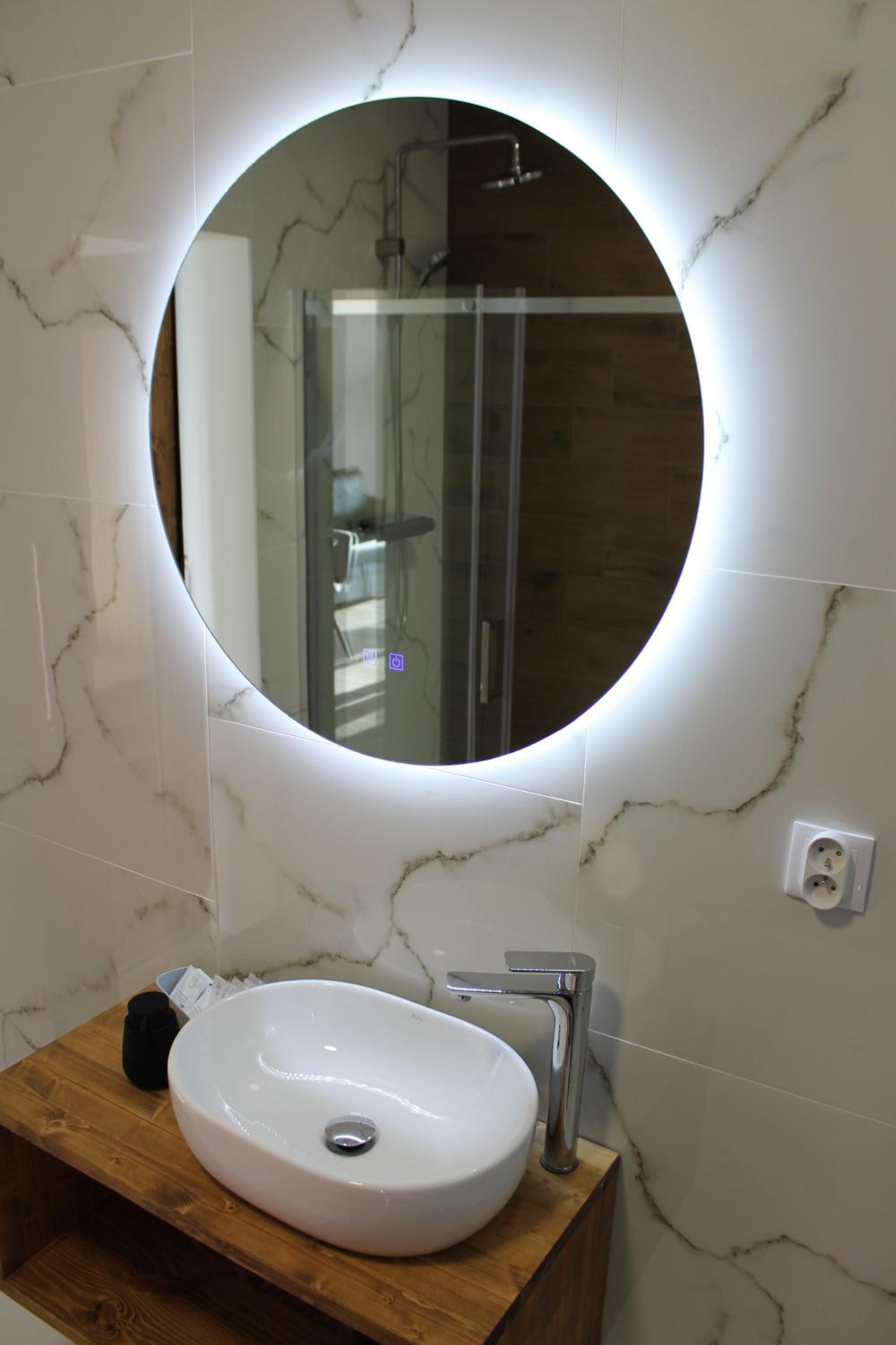 Photo 44