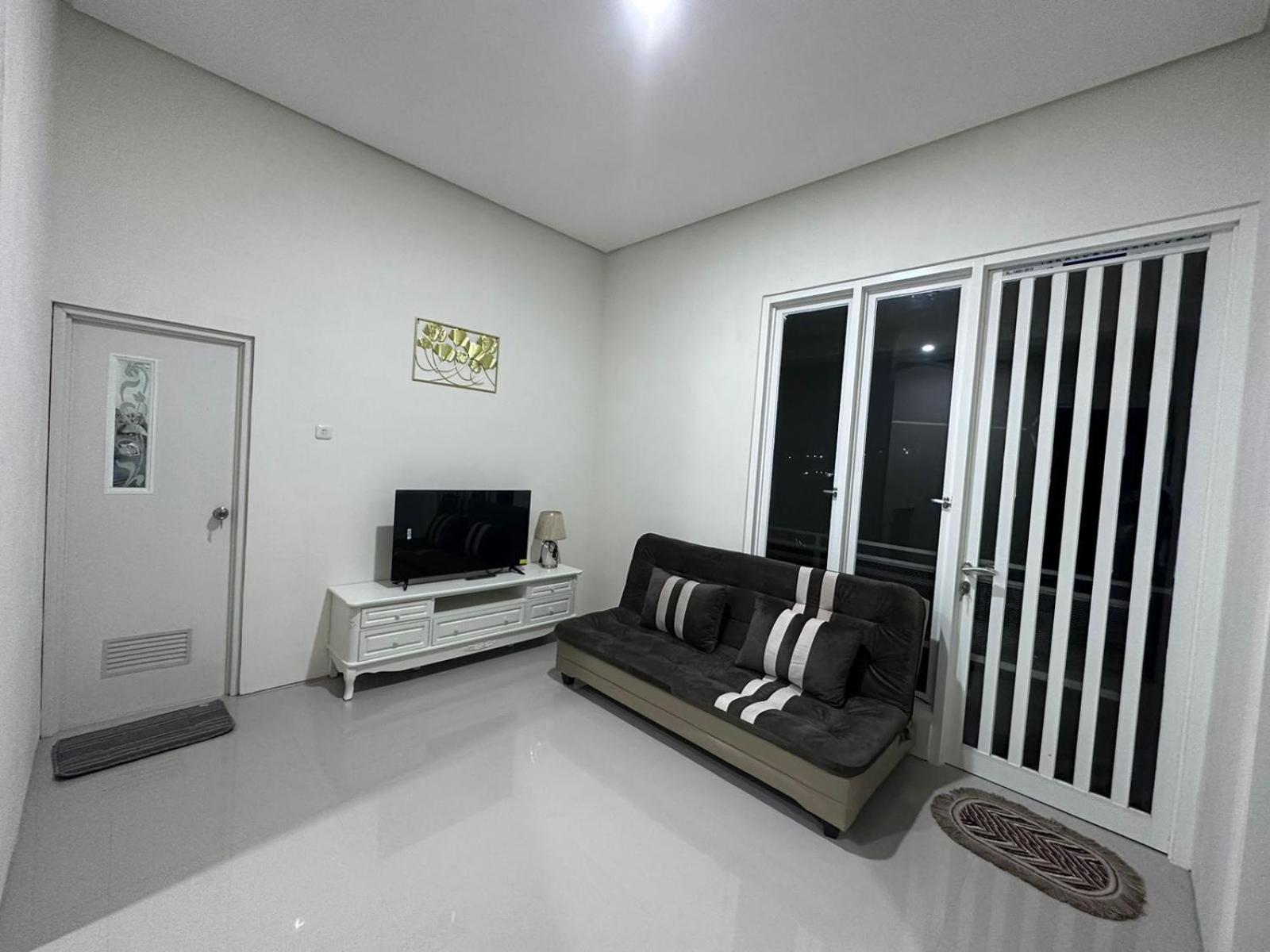 Villa Sunrise F1 view 5