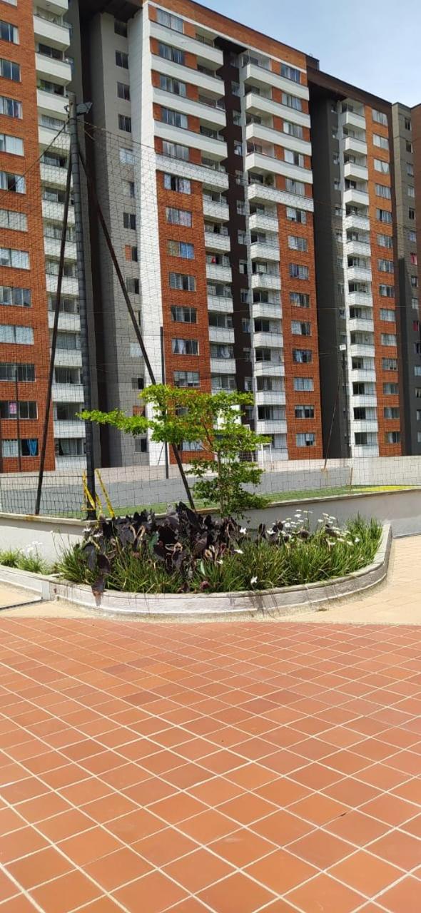Apartamento en Edificio Puerto paraiso en Bello Antioquia
