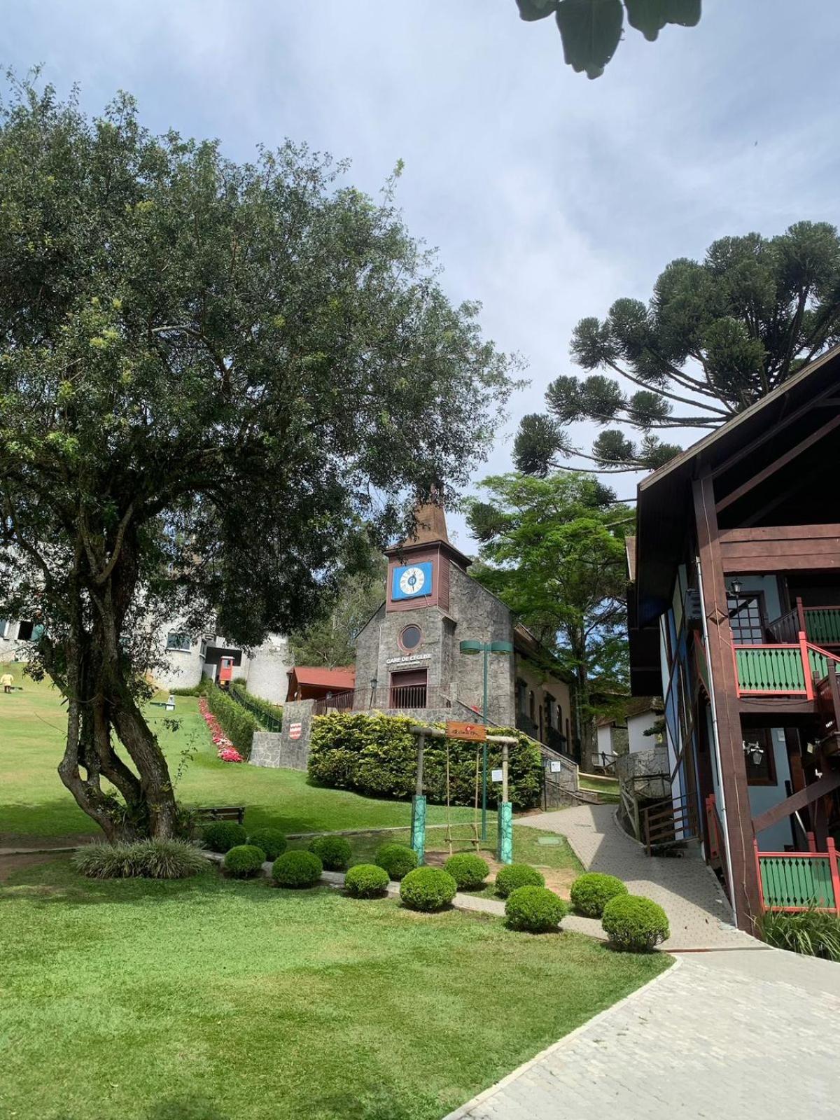 Village Le Canton