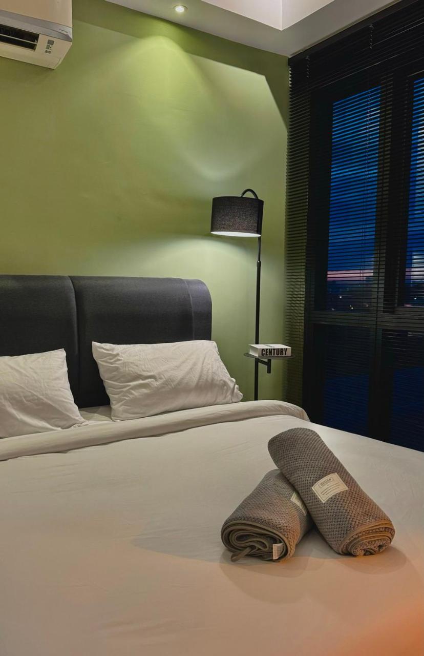 Cozy Suite - Revo Aurora l Pavilion Bukit Jalil l Axiata Arena Stadium 5A