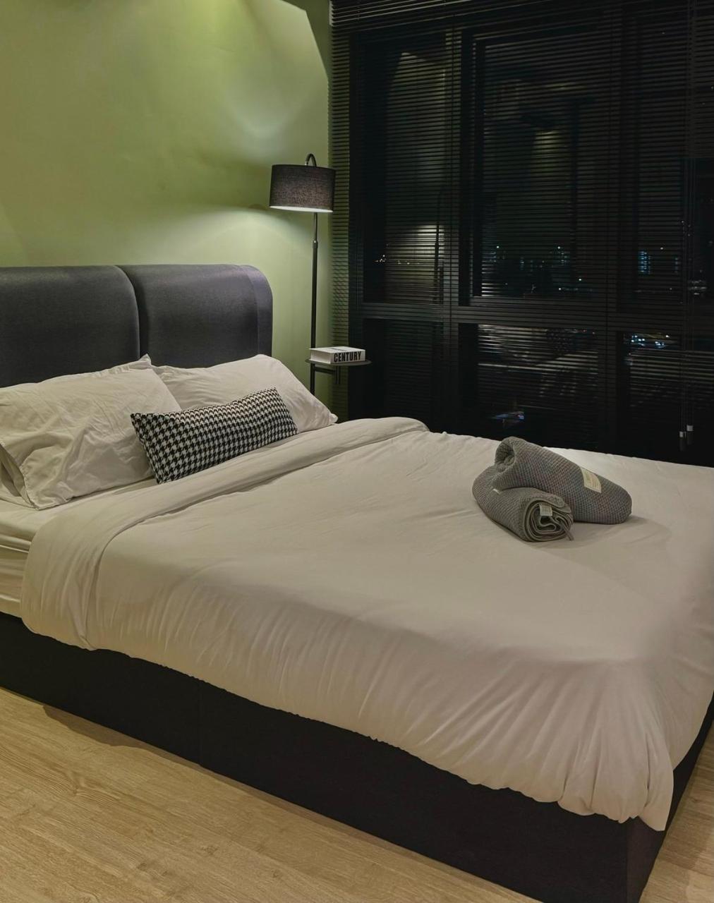 Cozy Suite - Revo Aurora l Pavilion Bukit Jalil l Axiata Arena Stadium 5A